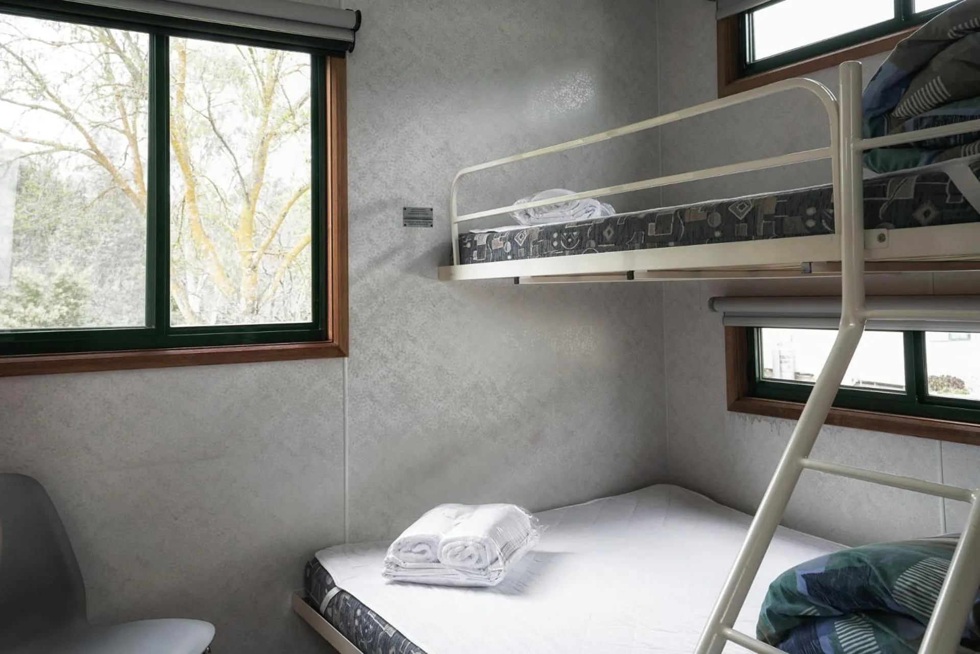 bunk bed, Bed in BIG4 Castlemaine Gardens