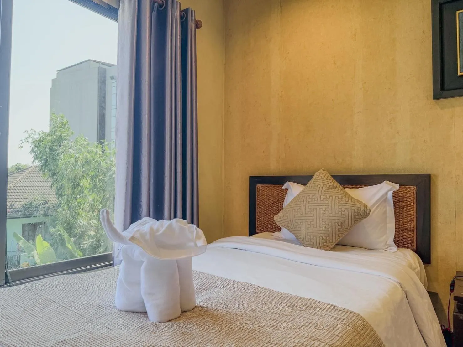 View (from property/room), Bed in Chiang Mai Thai House,Thapae