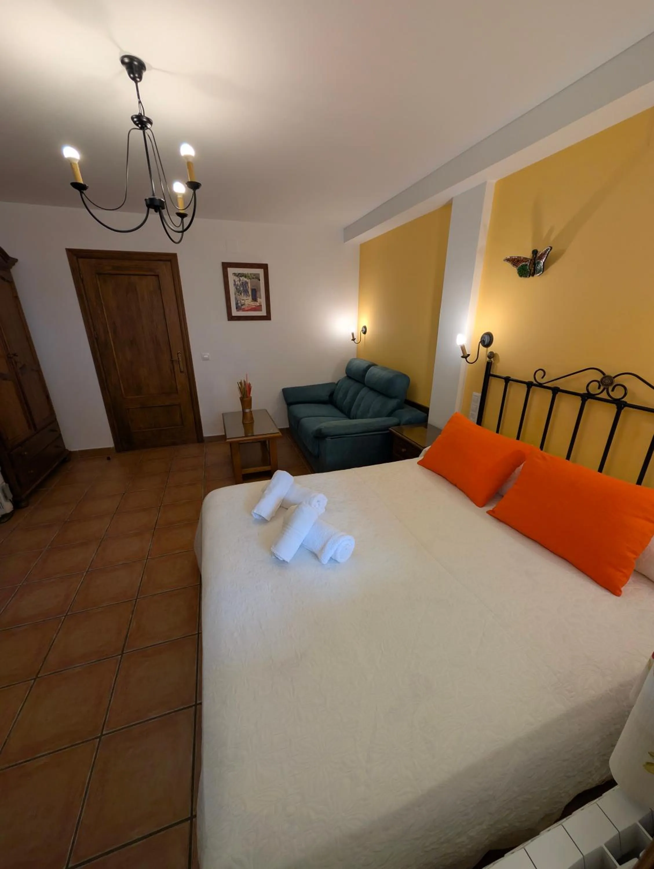 Bed in Apartamentos Valle del Guadalquivir