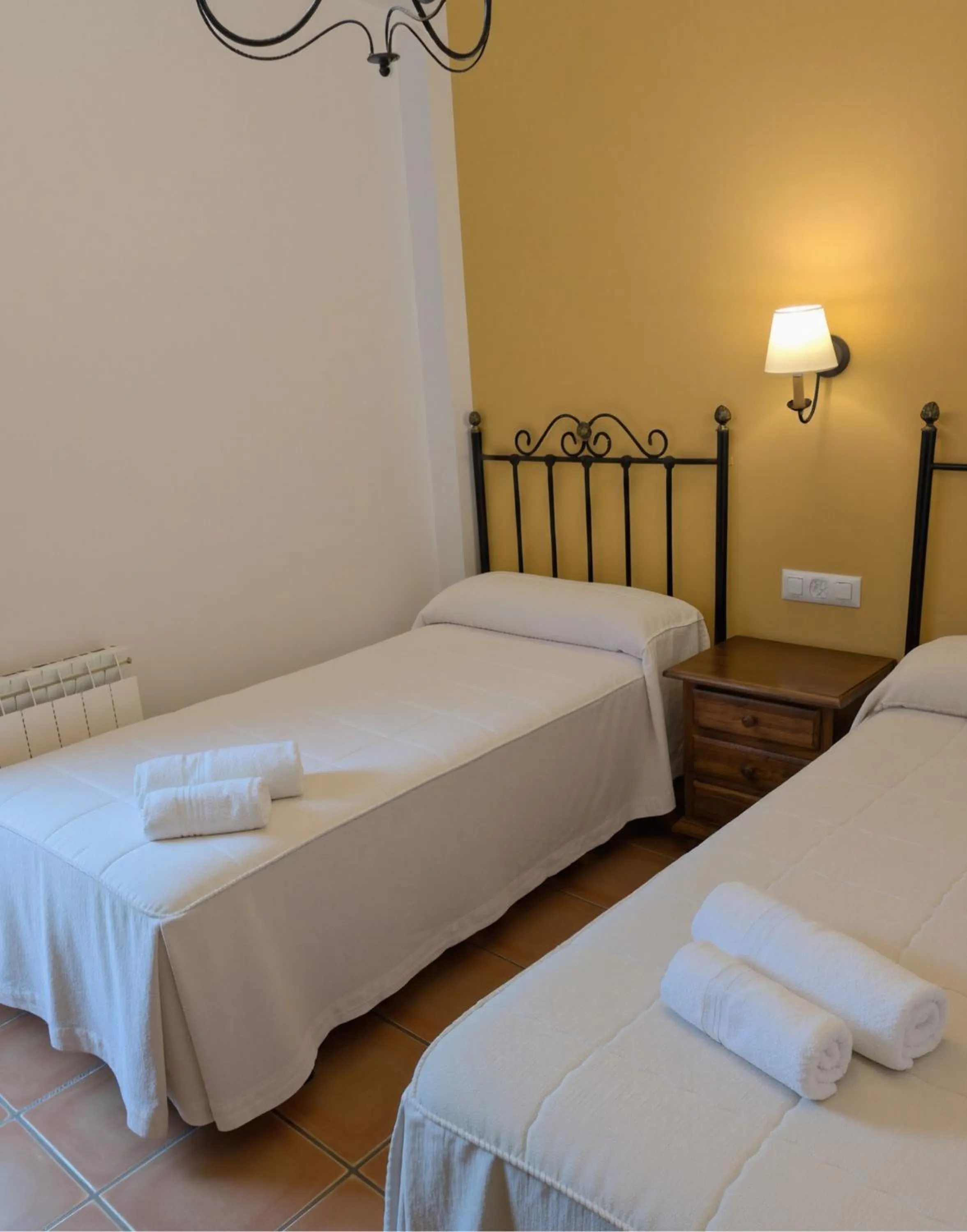 Bed in Apartamentos Valle del Guadalquivir