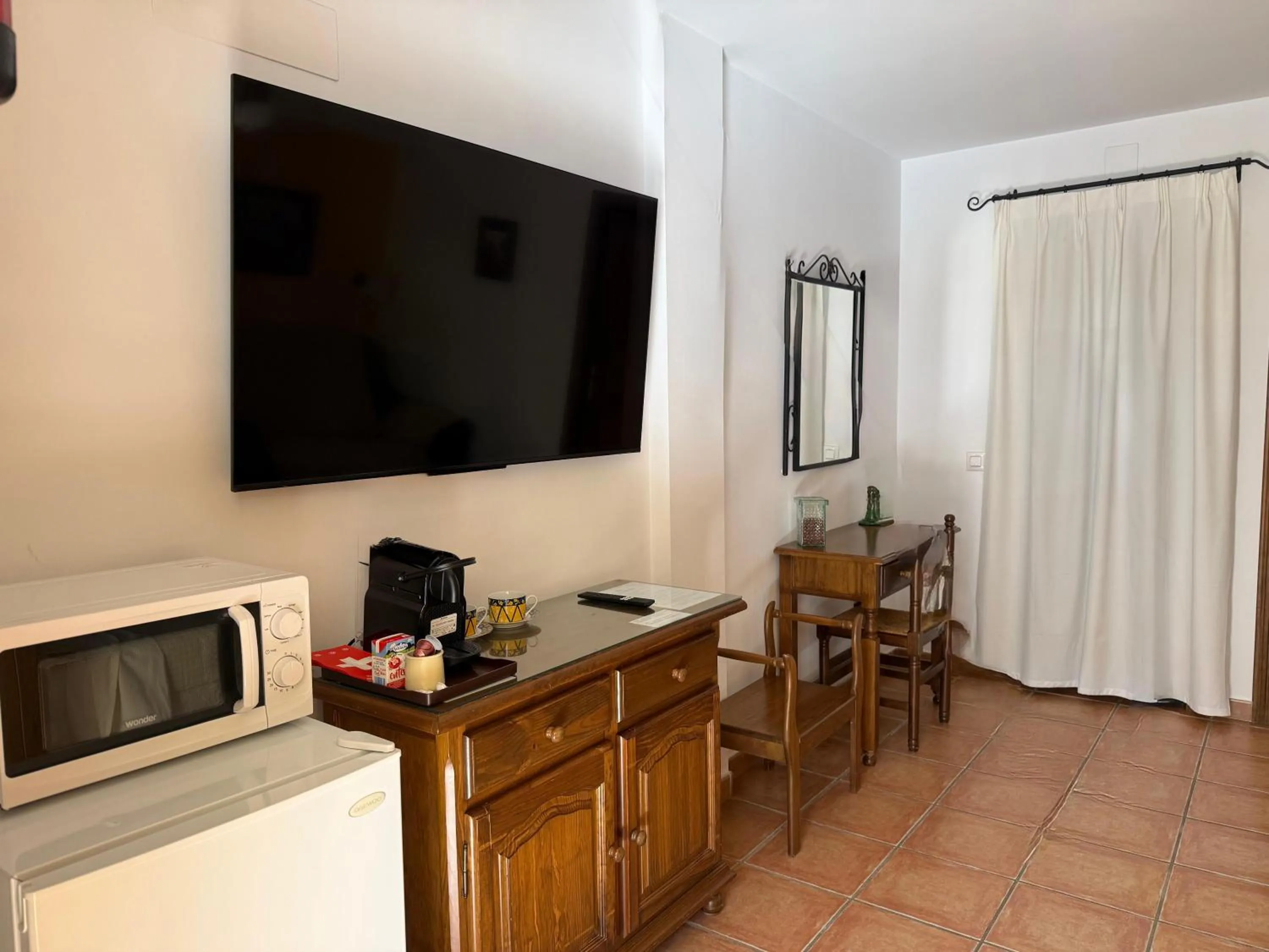 TV and multimedia in Apartamentos Valle del Guadalquivir