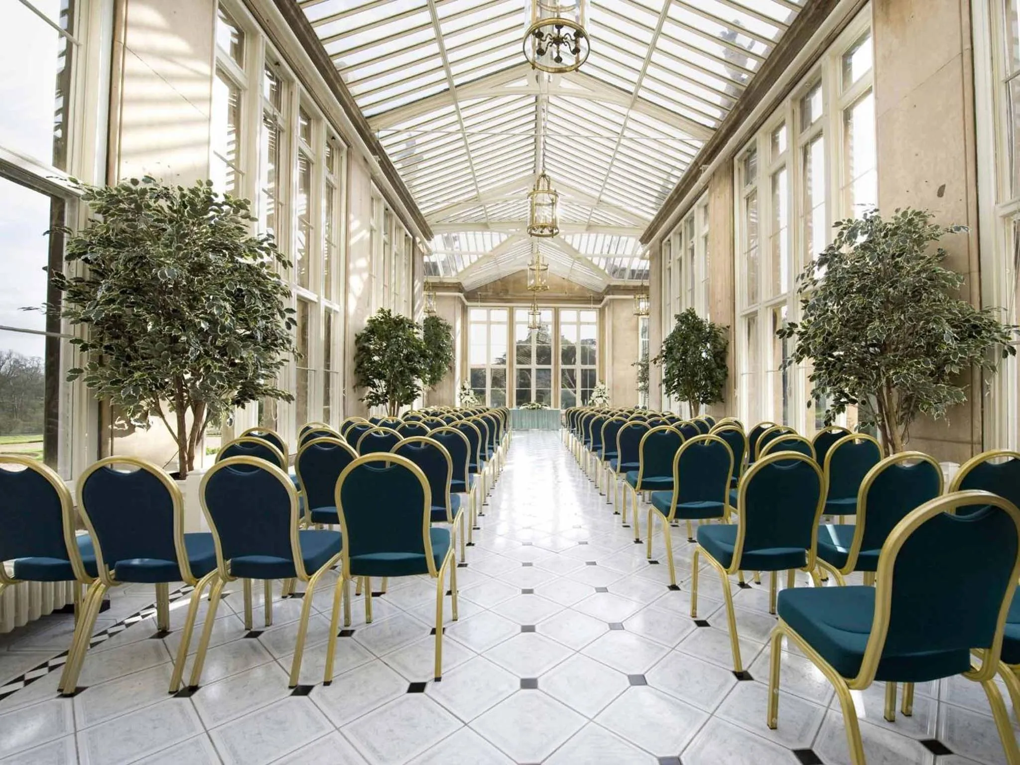Banquet/Function facilities in Stoke Rochford Hall