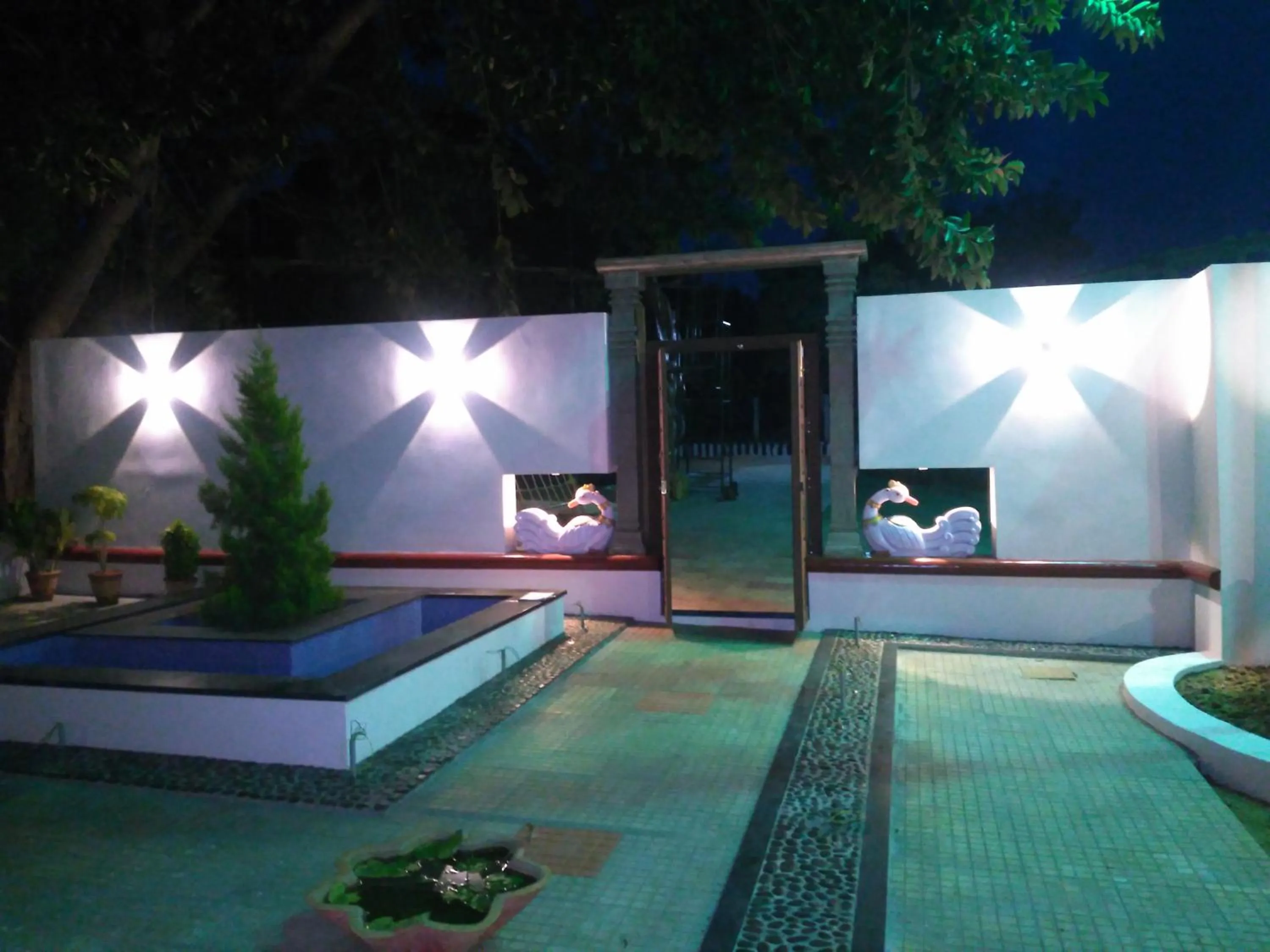 Garden in Mount Retreat Resorts - Madurai