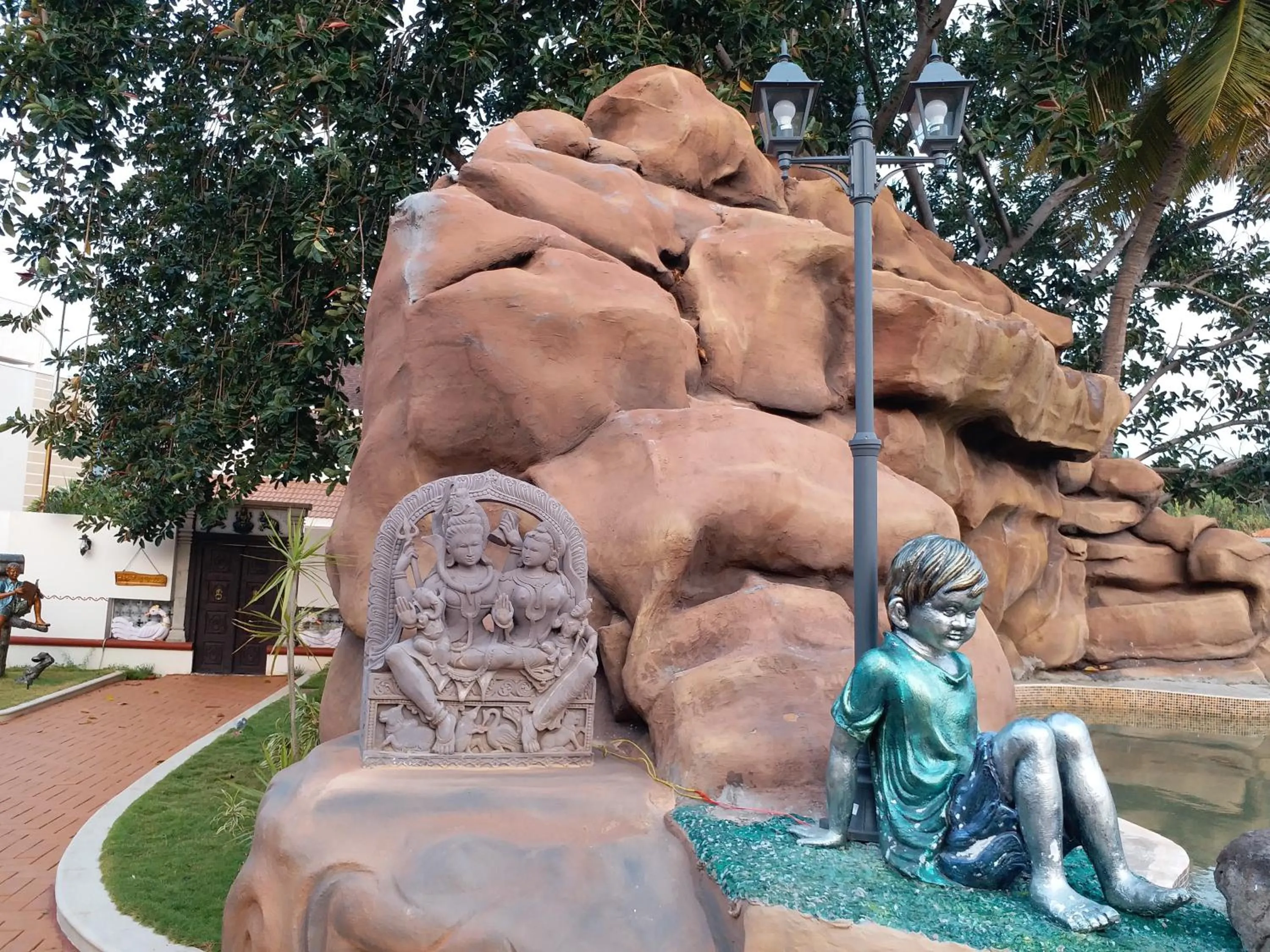 Garden in Mount Retreat Resorts - Madurai