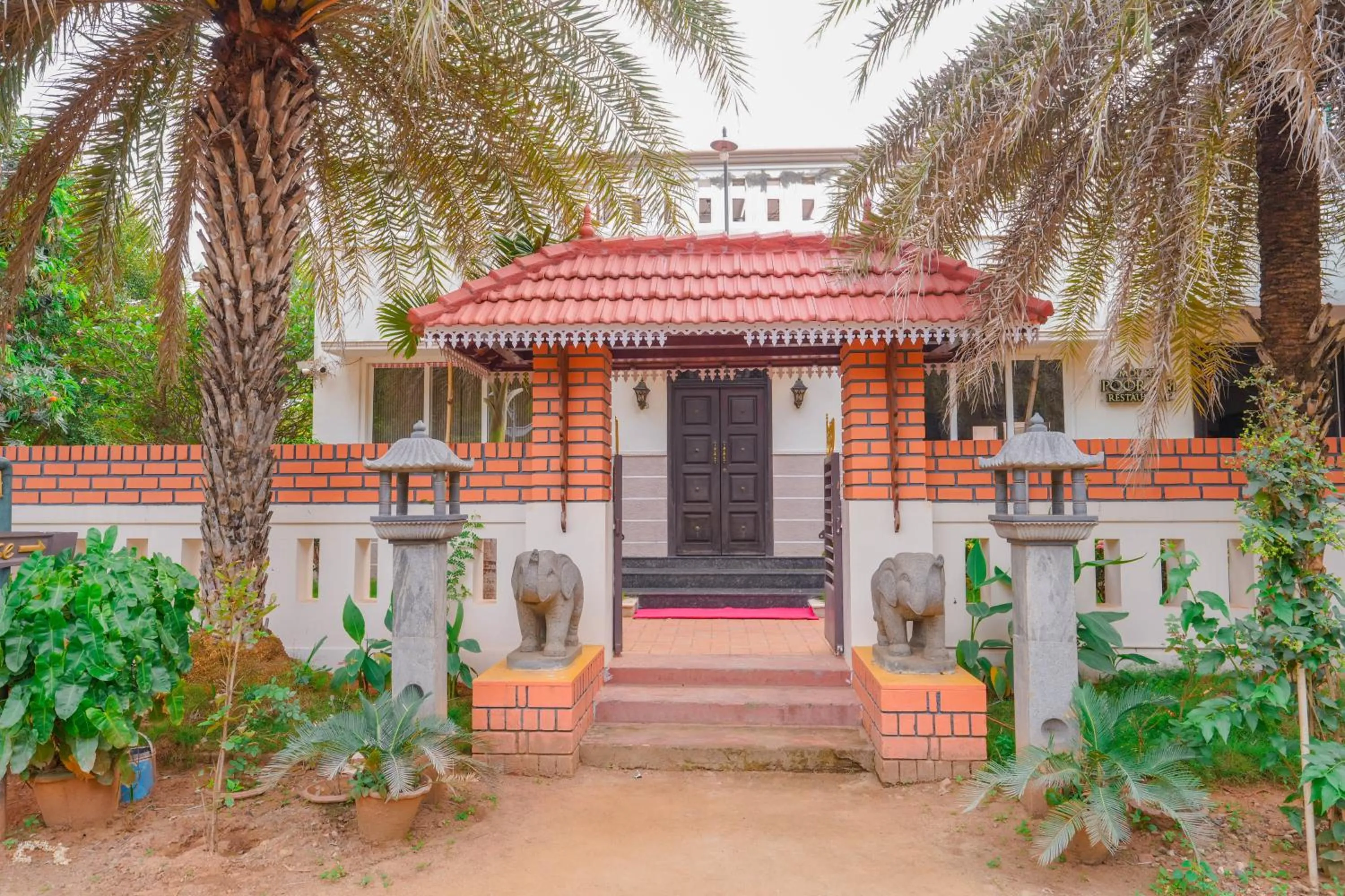 Facade/entrance in Mount Retreat Resorts - Madurai