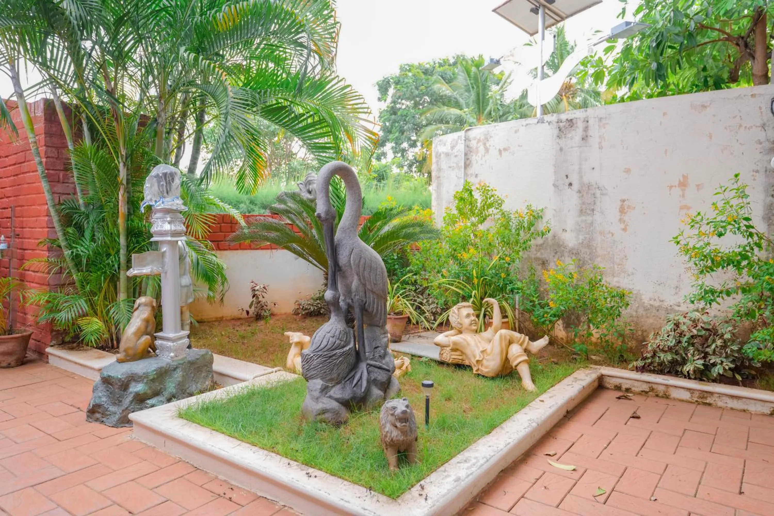 Other in Mount Retreat Resorts - Madurai