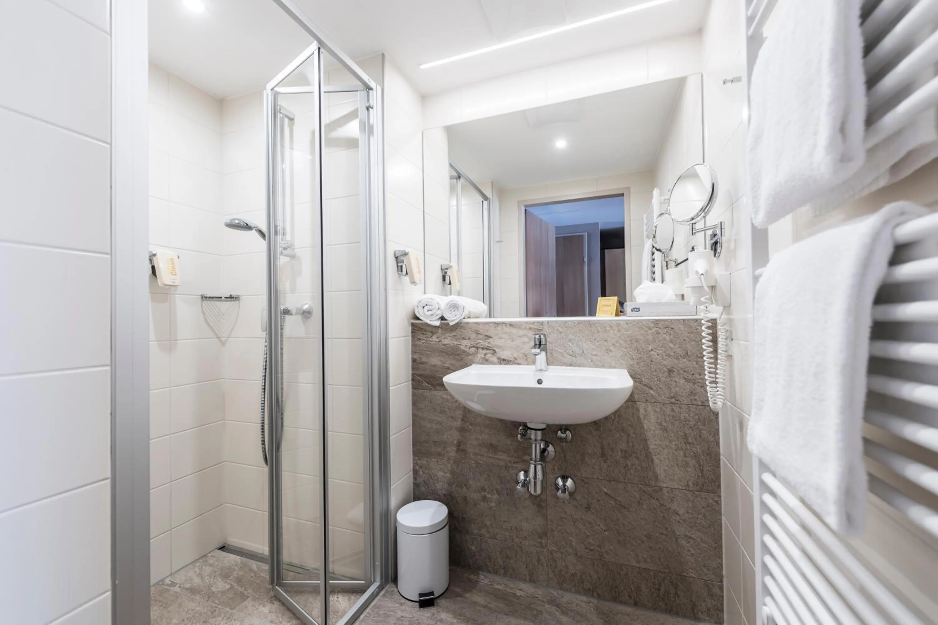 Bathroom in JUFA Hotel Grundlsee