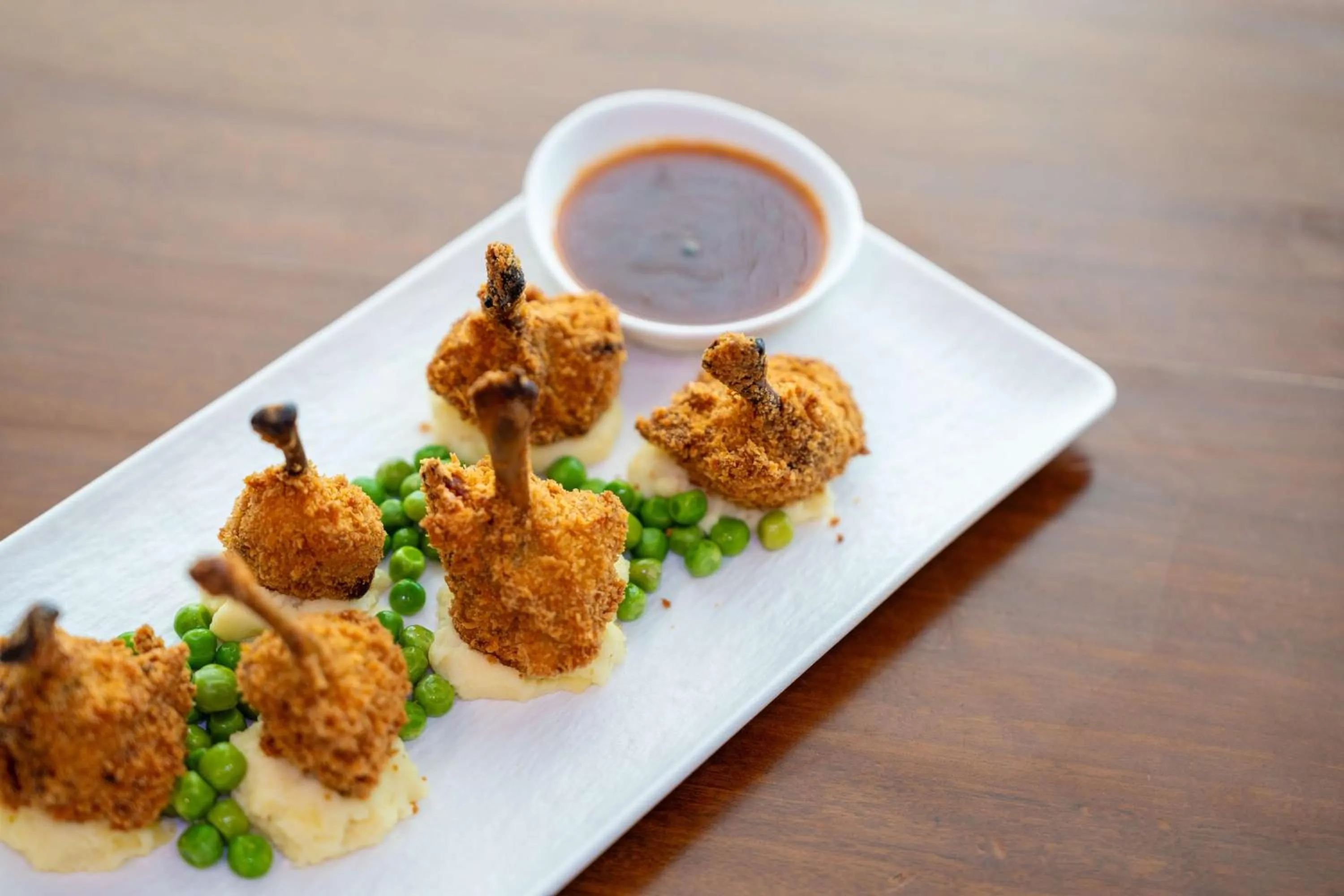 Food and drinks in Radisson Hotel Brunei Darussalam