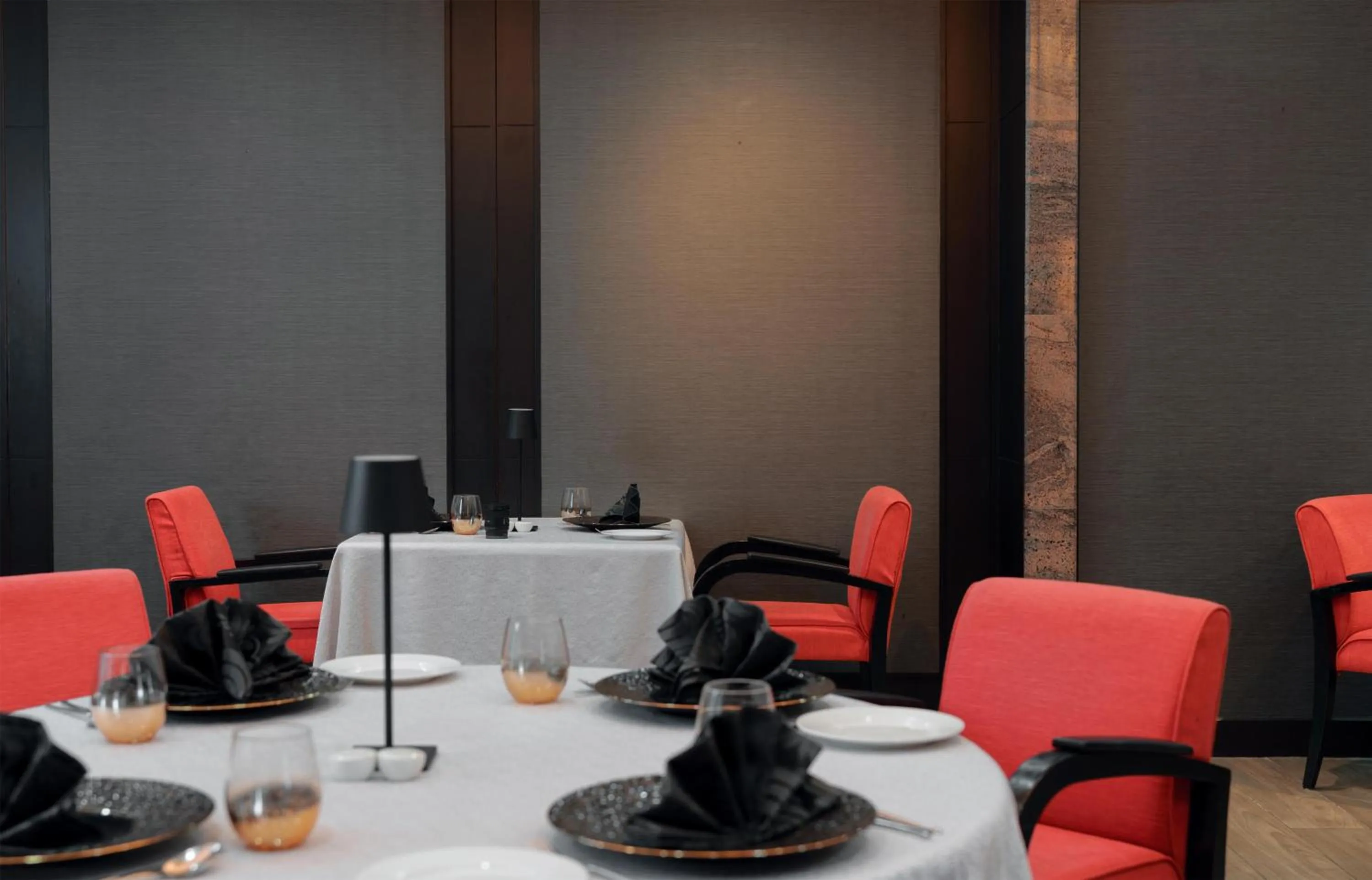 Restaurant/places to eat in Radisson Hotel Brunei Darussalam