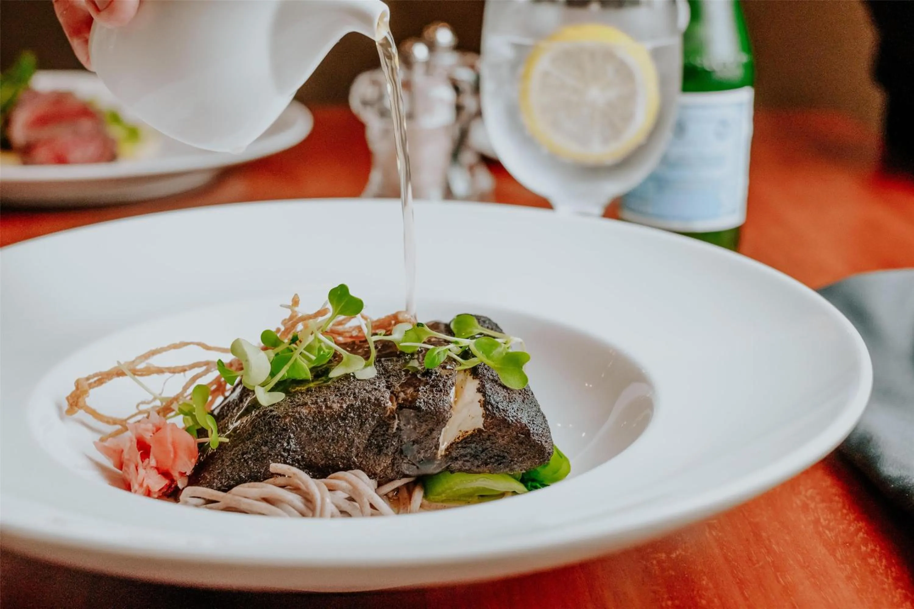 Restaurant/places to eat in Radisson Hotel Brunei Darussalam