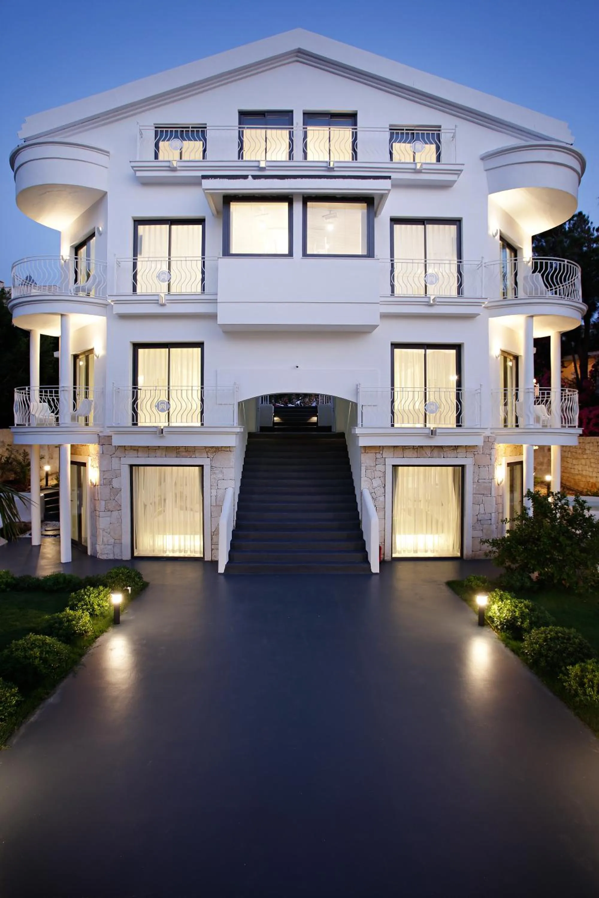 Property building in Alley Prime Hotel