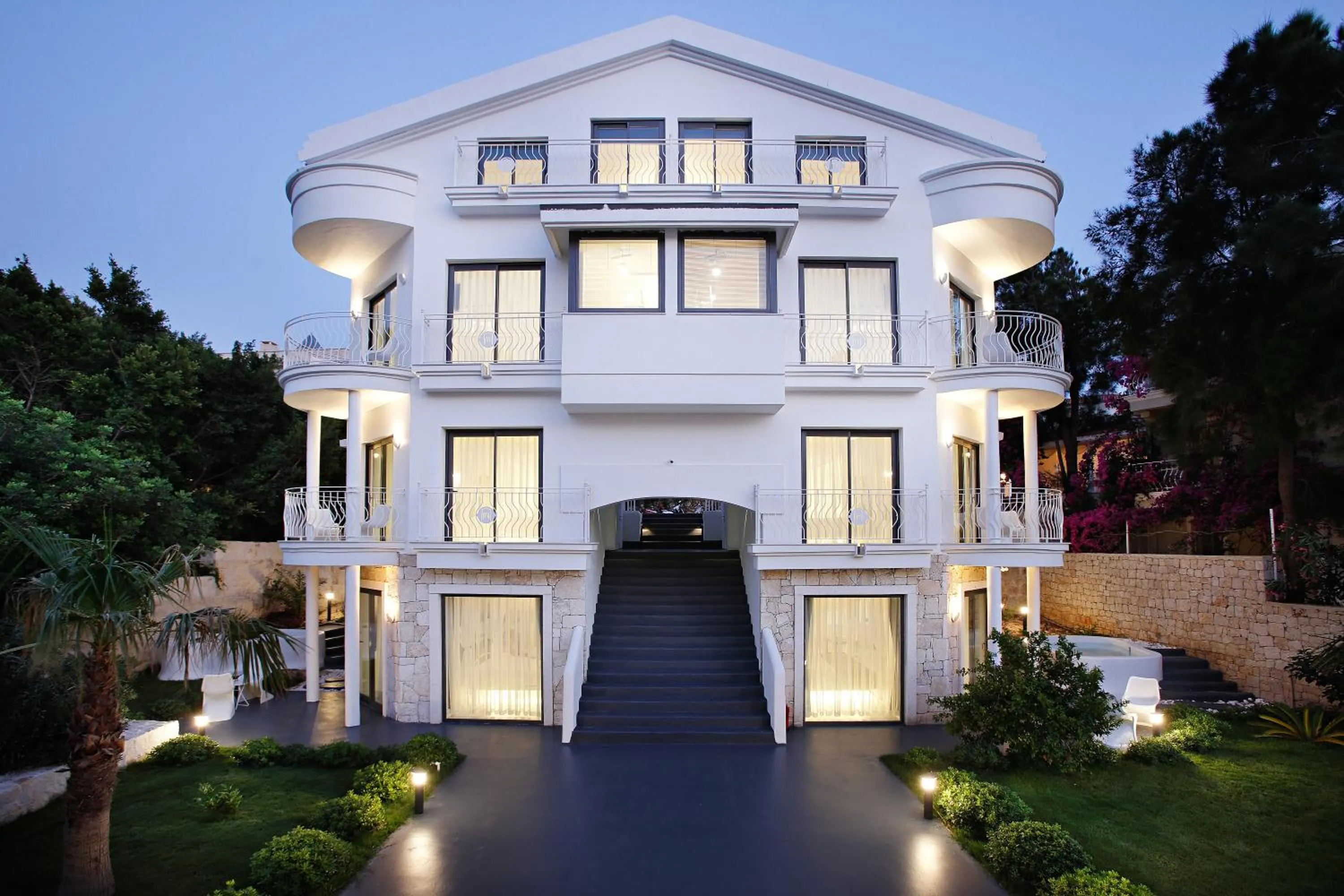 Property building in Alley Prime Hotel