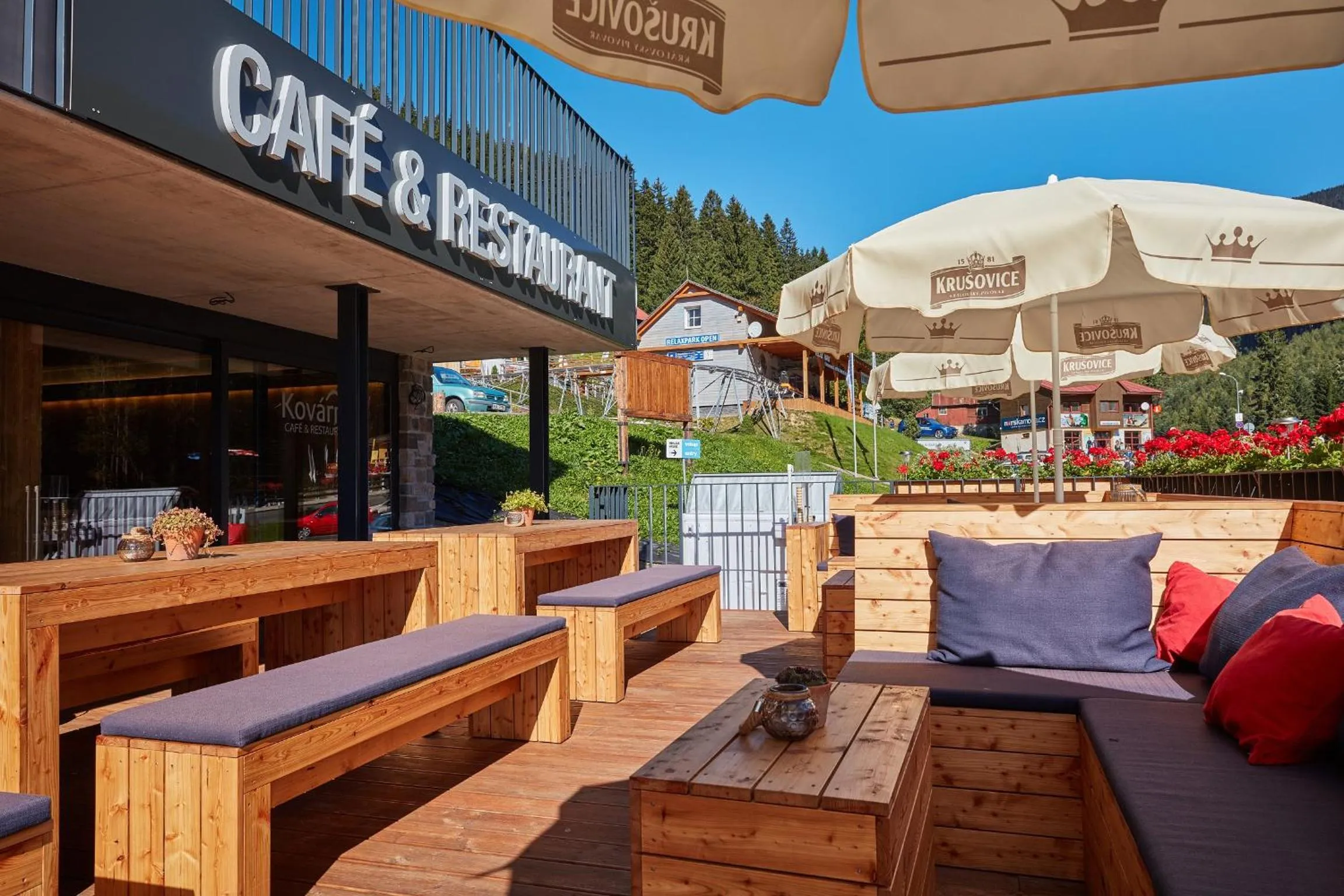 Property building in Aparthotel Kovarna Residence