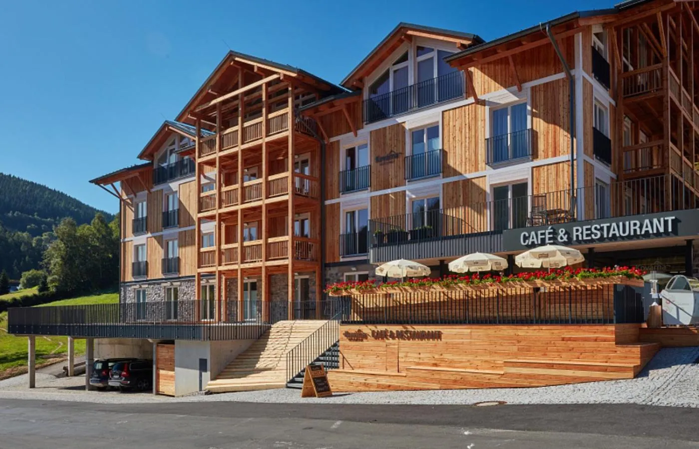 Property building in Aparthotel Kovarna Residence