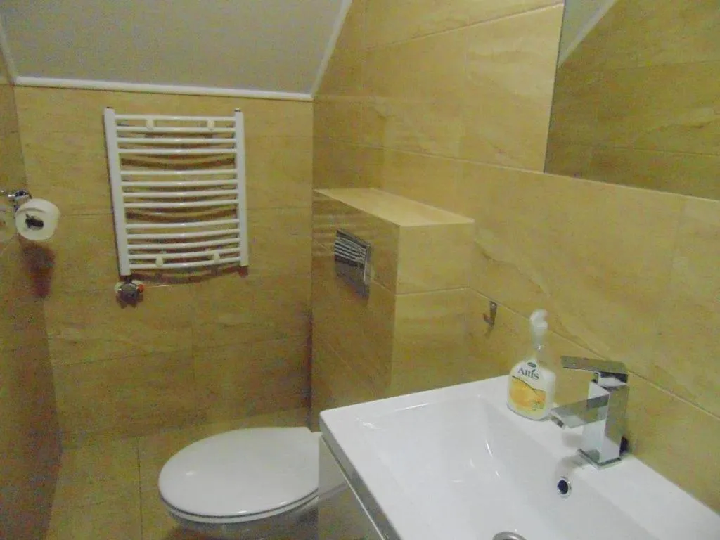 Gosciniec Pod Brzegiem