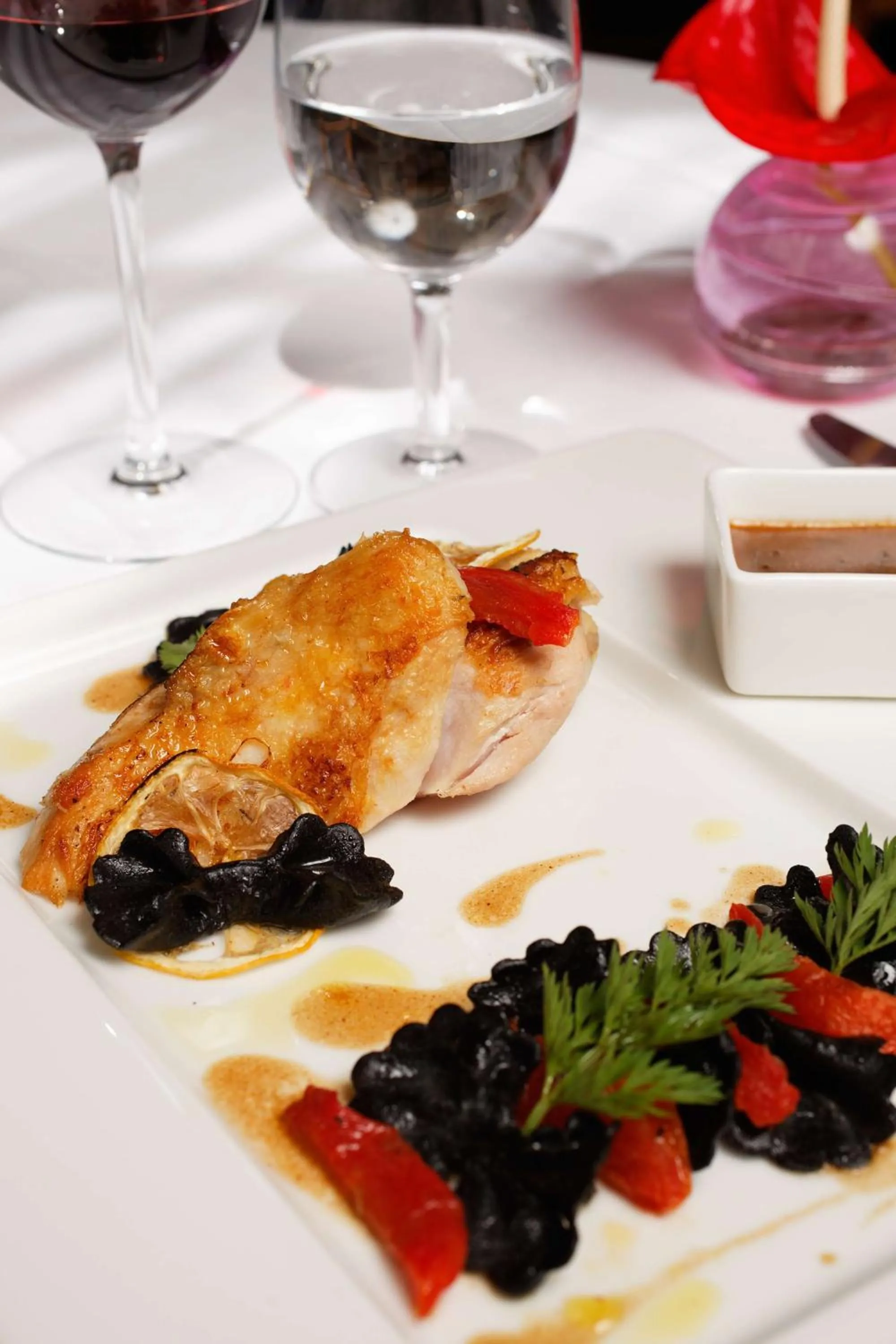 Food and drinks in Brit Hotel Du Dauphin L'Aigle