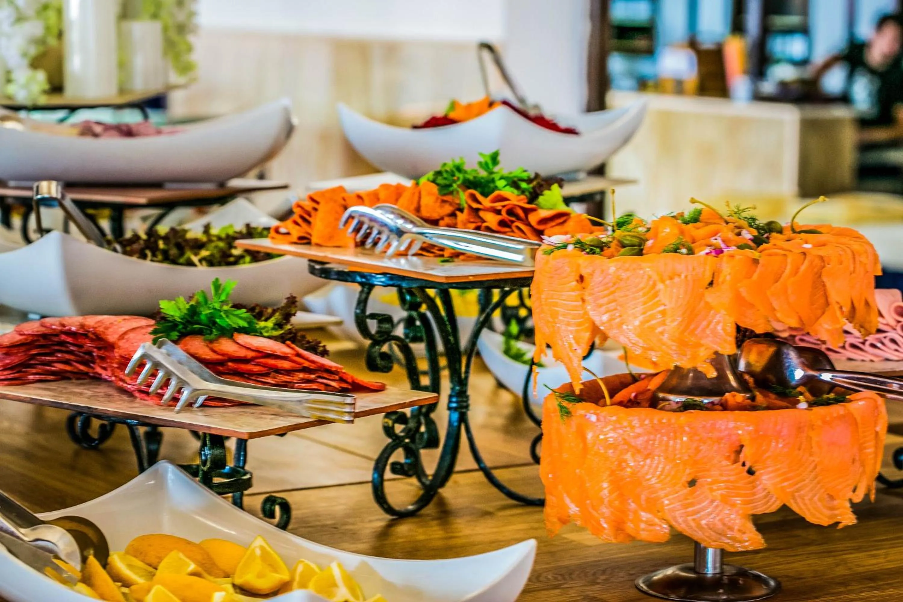 Restaurant/places to eat in Villas Elenite