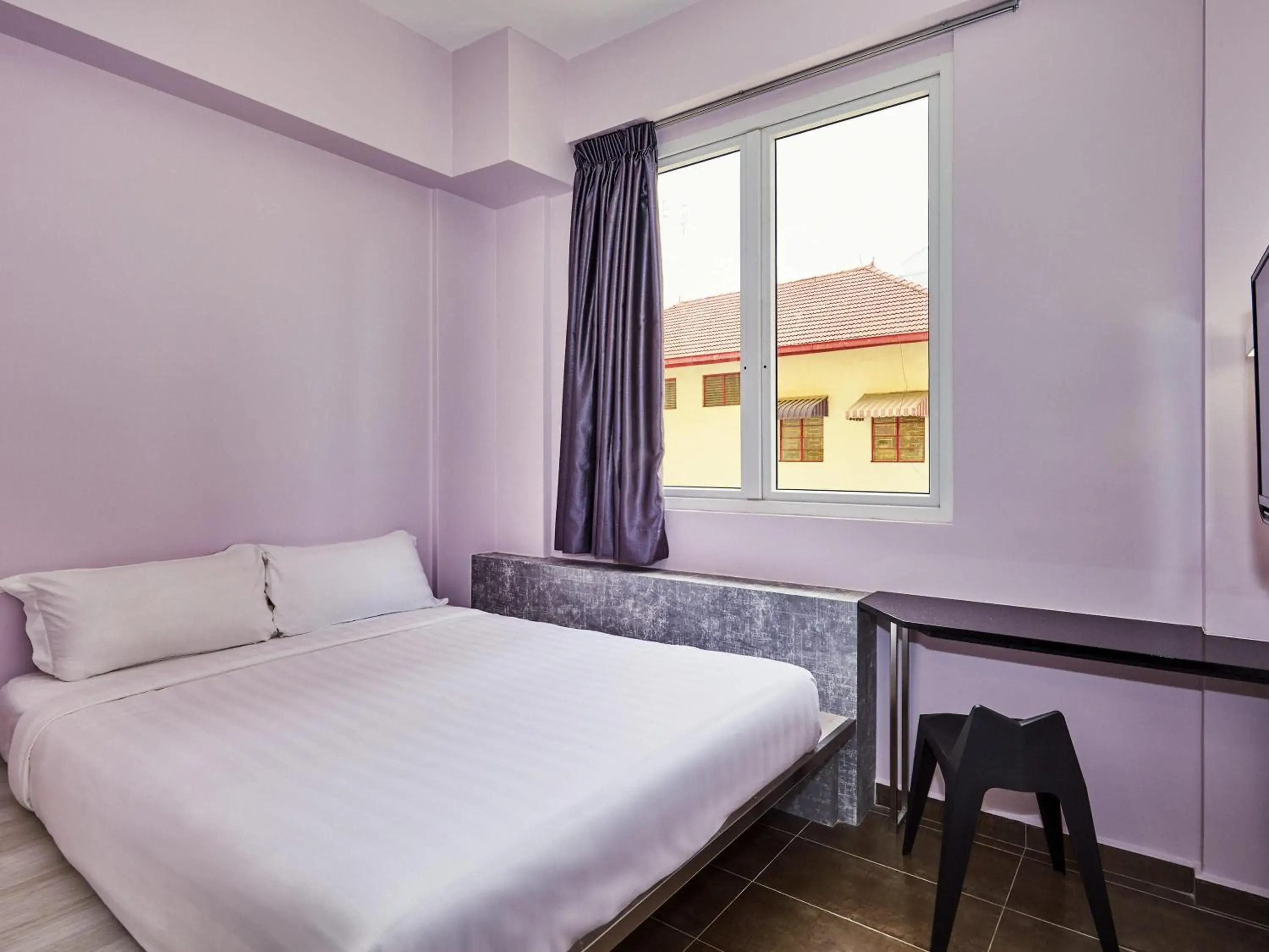 Deluxe Double Room in ibis budget Singapore Pearl Deluxe Double Room in ibis budget Singapore Pearl