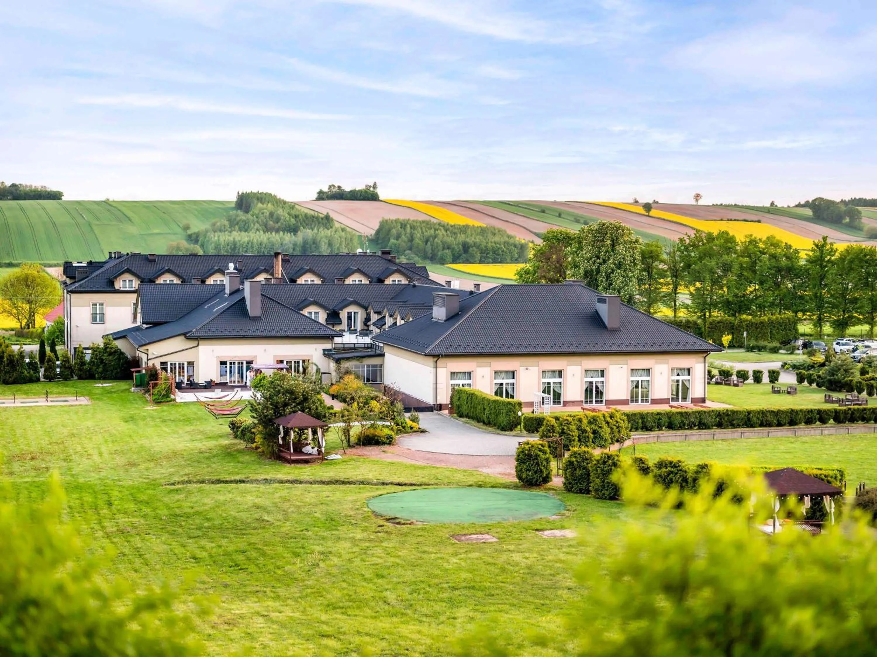 Property building in Dosłońce Resort Wellness & Farm
