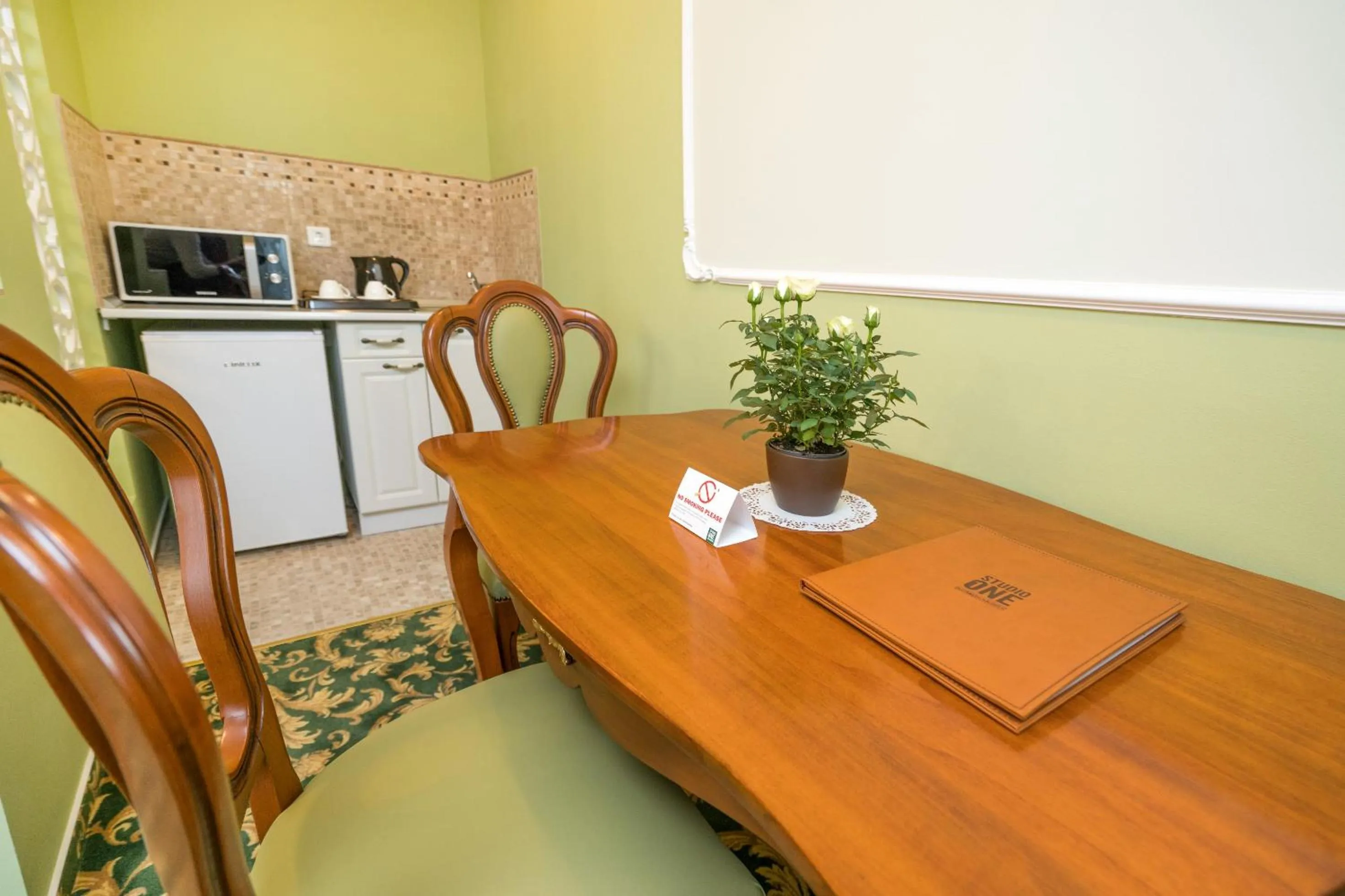 Kitchen or kitchenette in Studio One Accommodation Suites