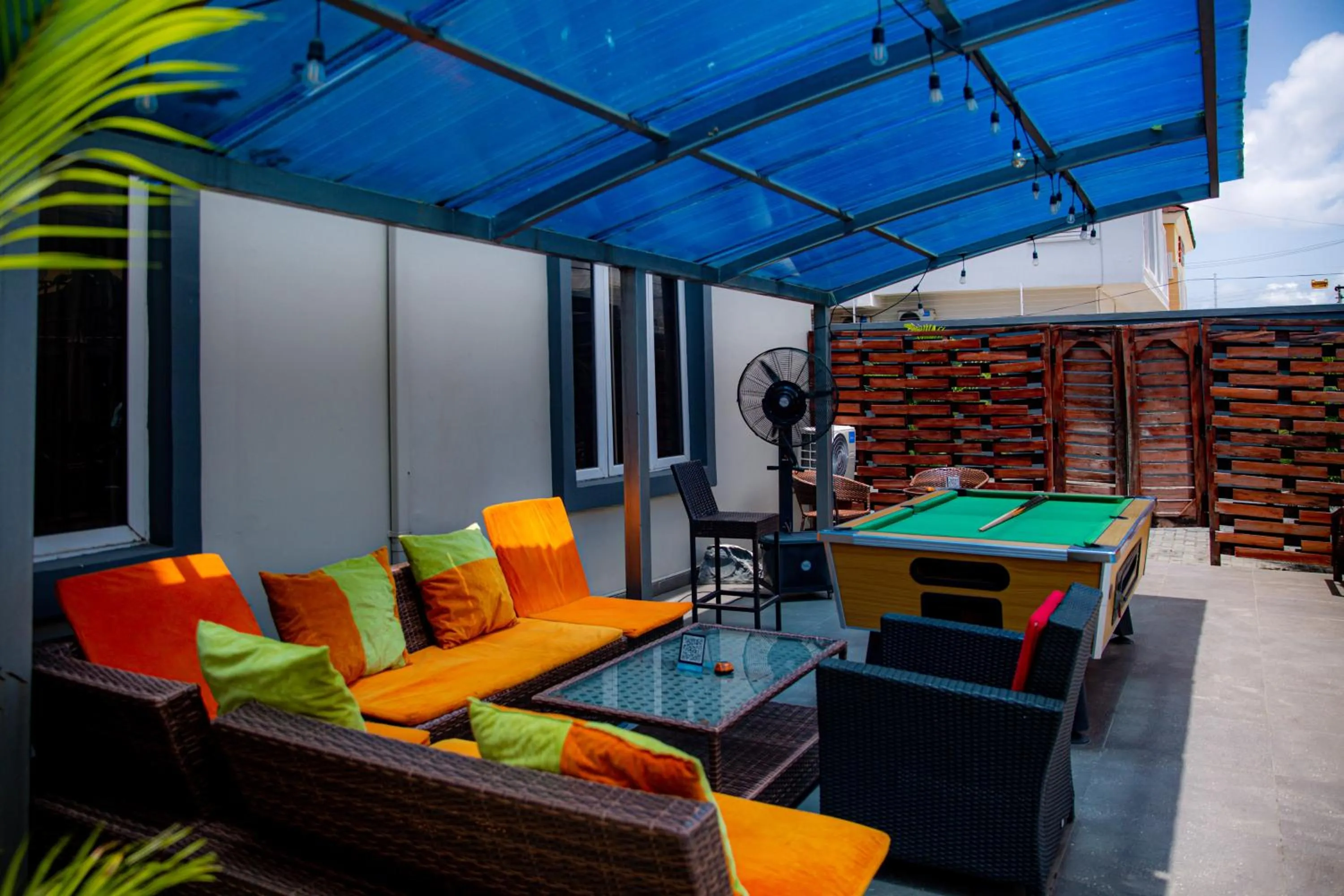 Swimming pool in Box Residence Hotel