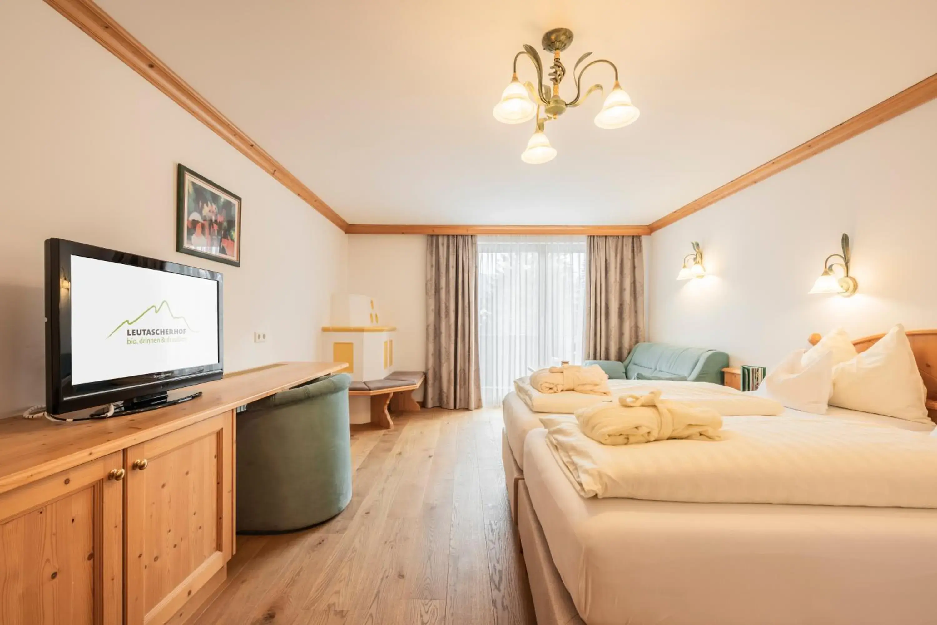 Superior Double Room in Biohotel Leutascherhof Superior Double Room in Biohotel Leutascherhof