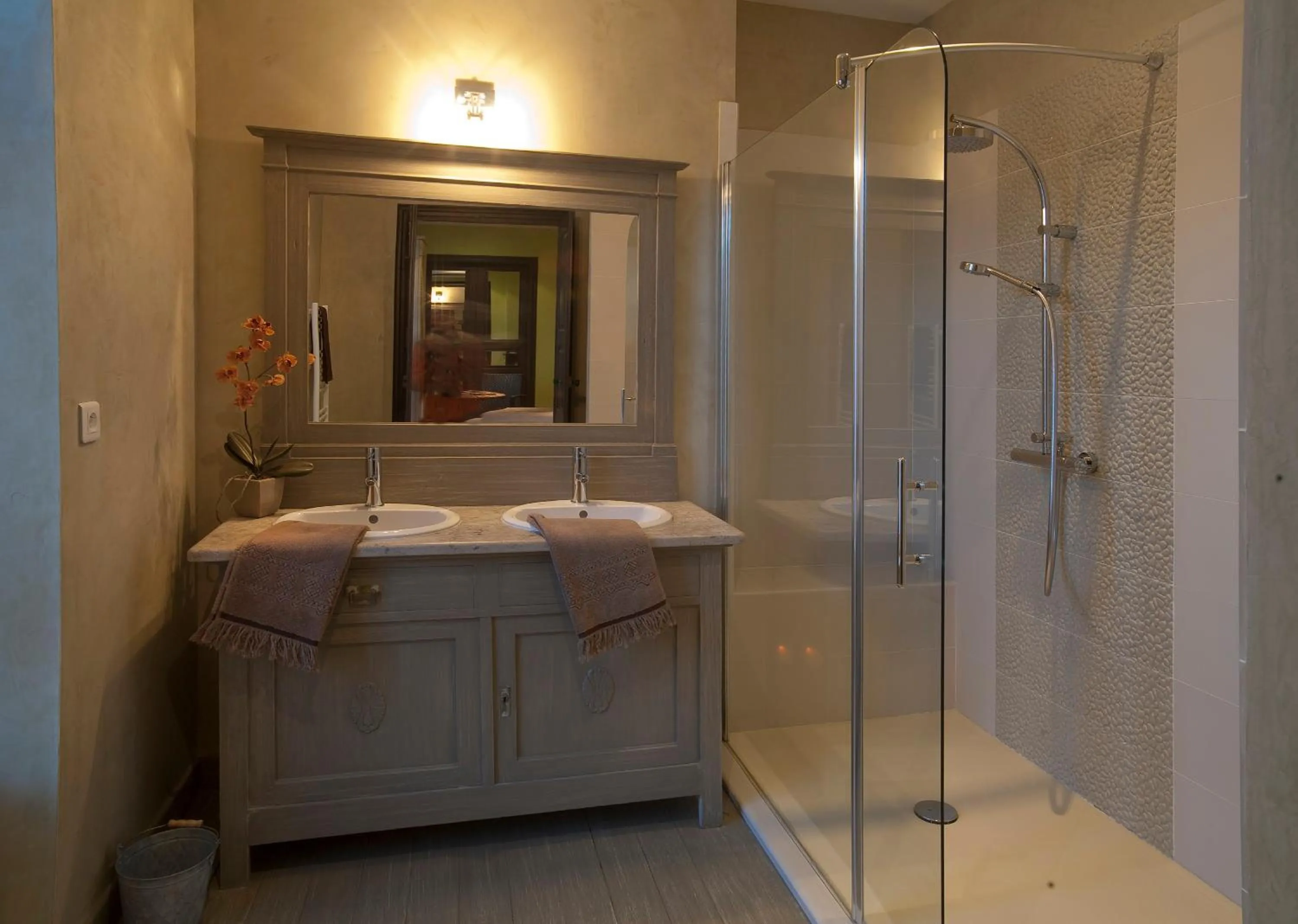 Bathroom in Bed & Breakfast Demeure du Pareur