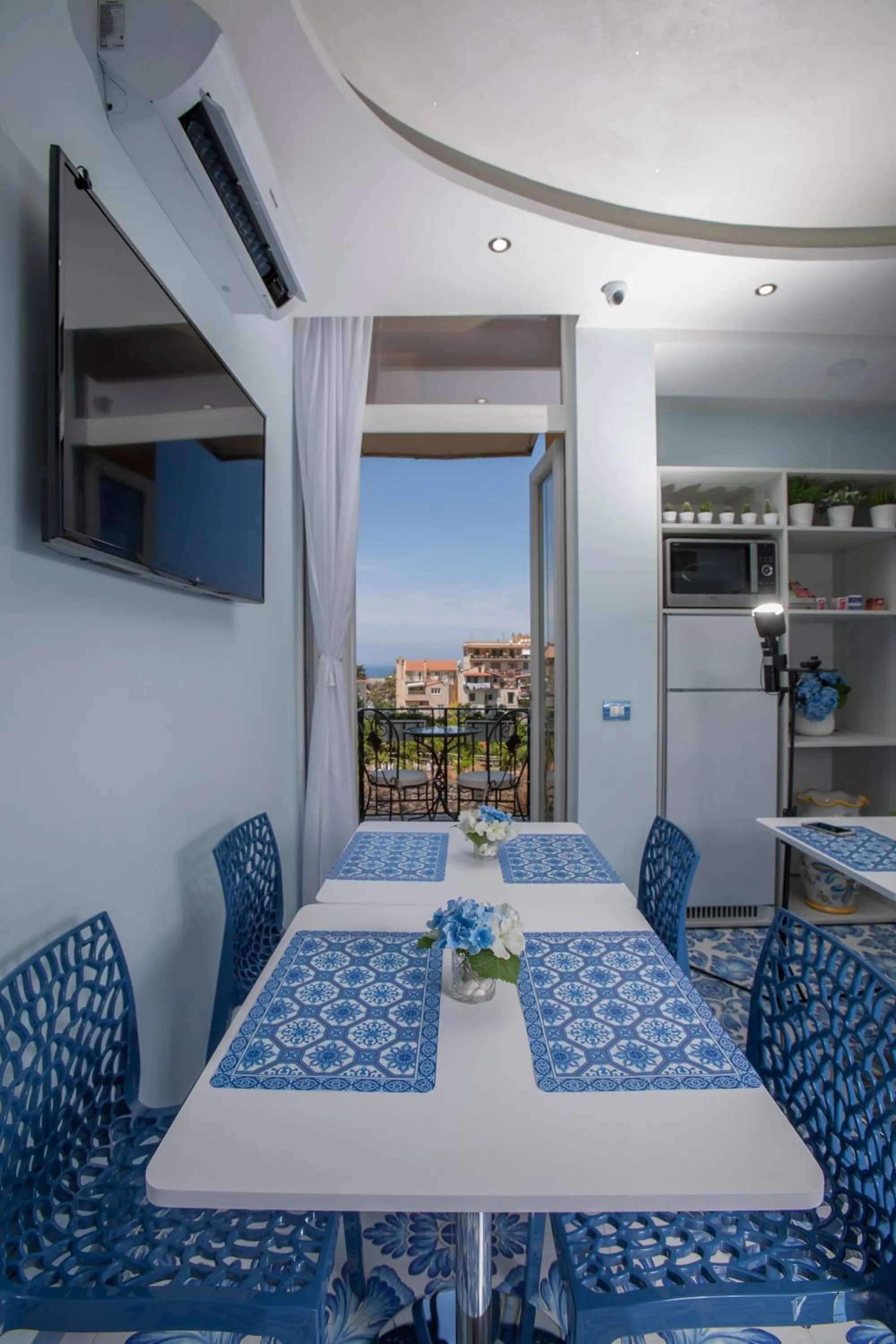 Lounge or bar in Golfo Delle Sirene