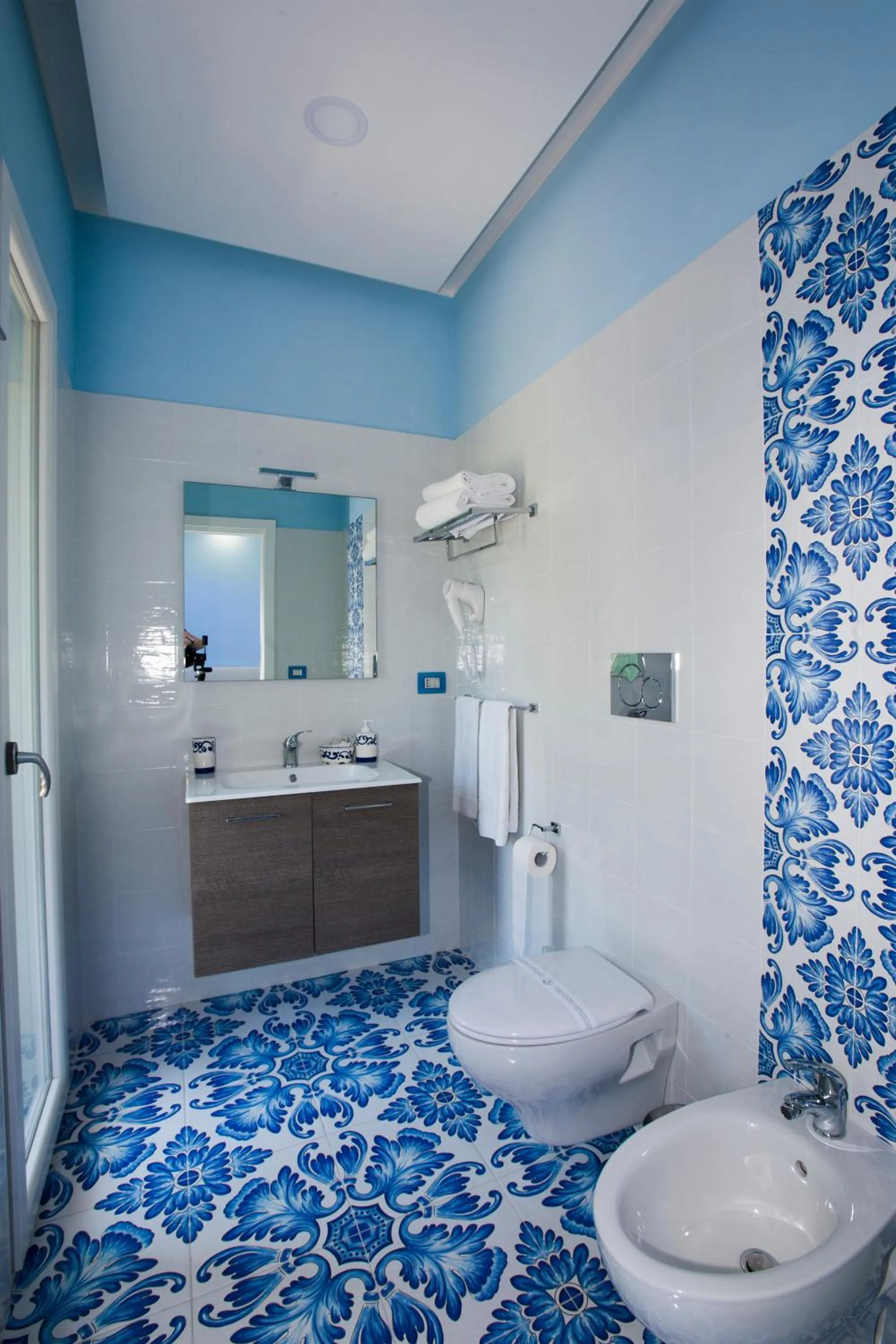 Bathroom in Golfo Delle Sirene