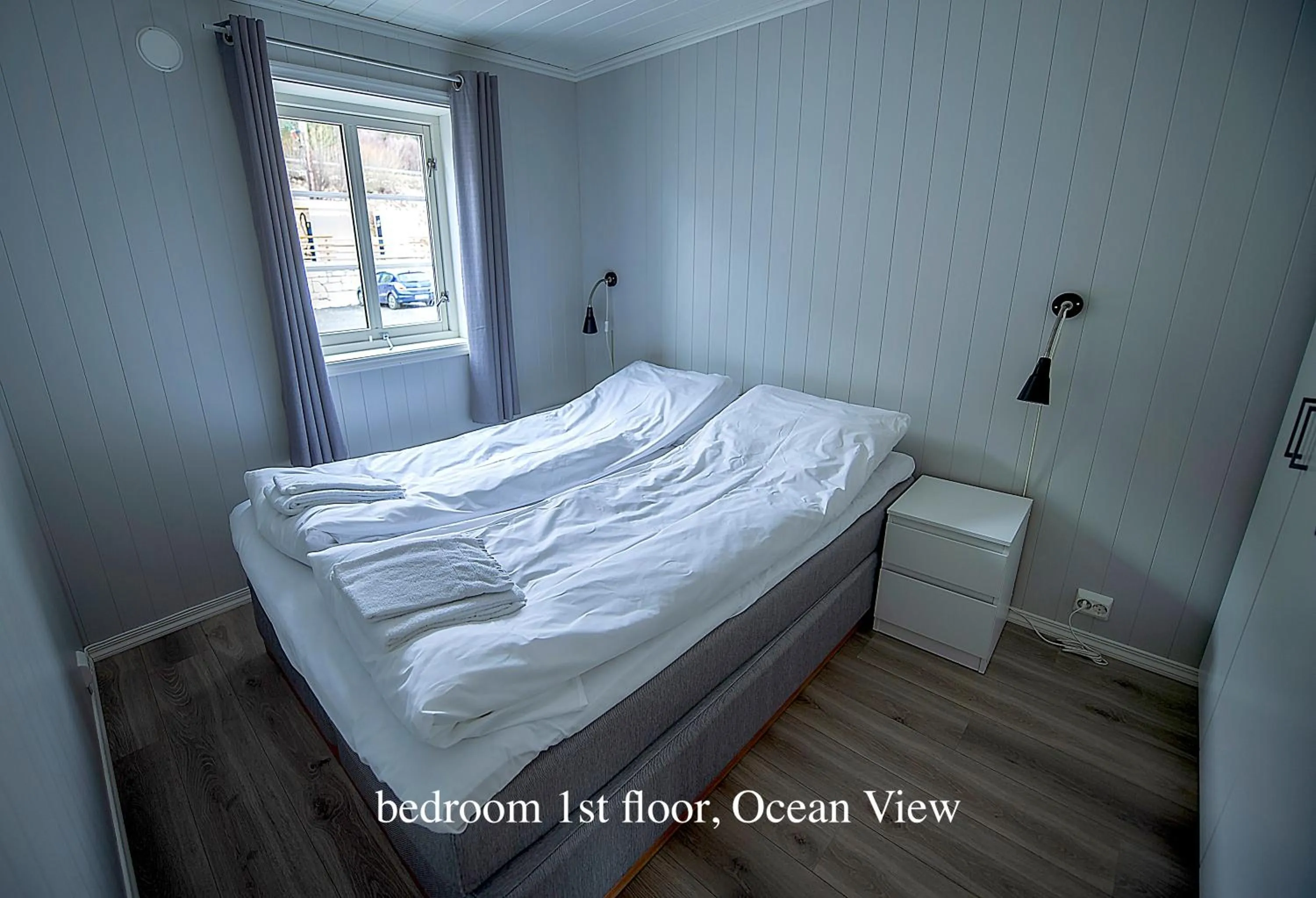 Bed in Lofoten Basecamp