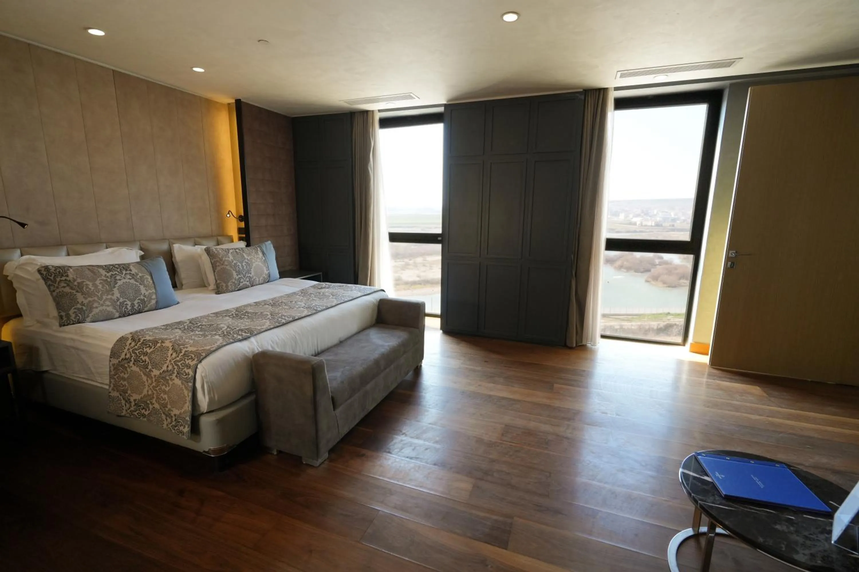 Bedroom, Bed in Dedeman Cizre Hotel