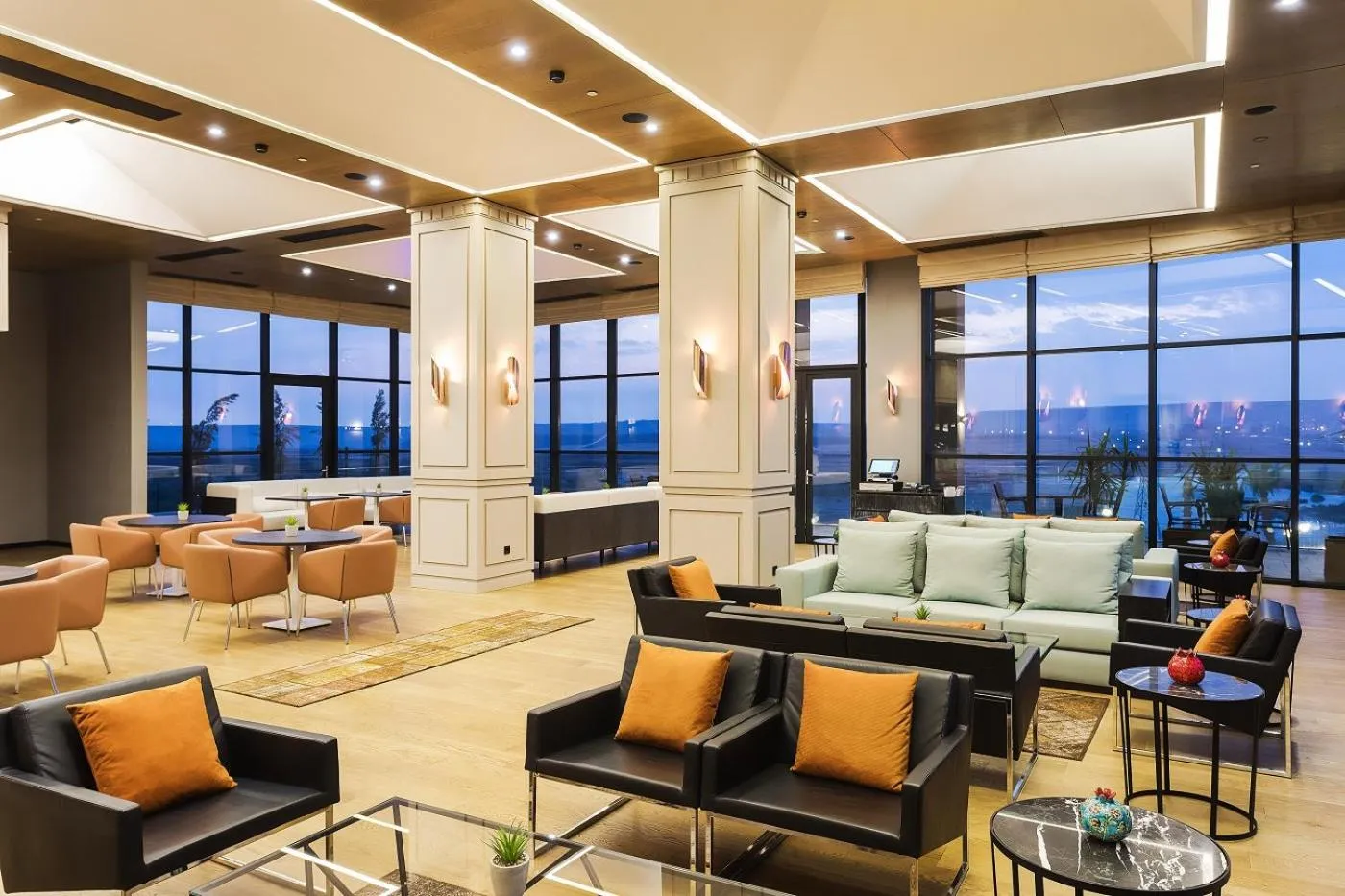 Lobby or reception in Dedeman Cizre Hotel