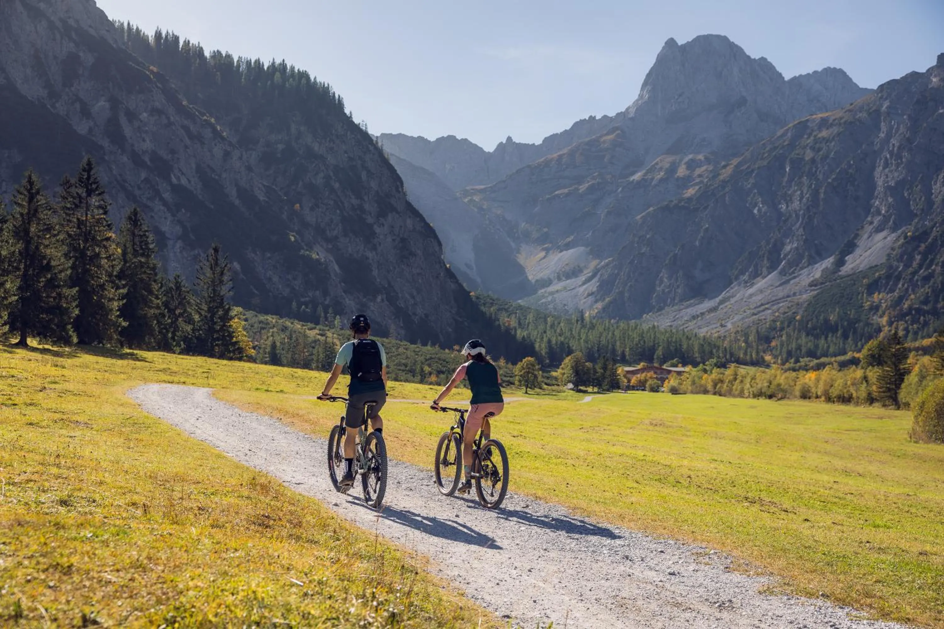 Cycling in Das Kronthaler - Adults only