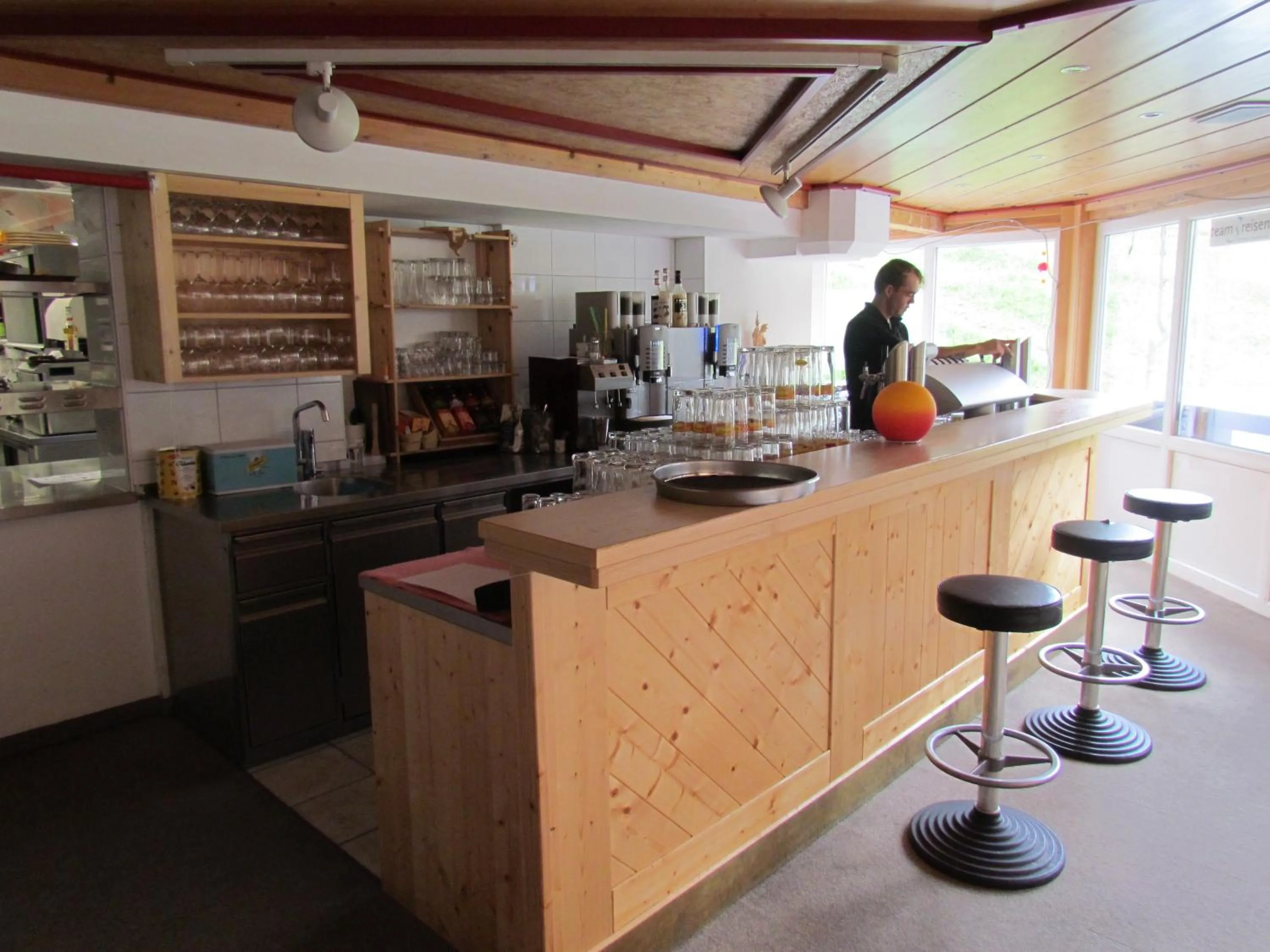 Lounge or bar in T3 Alpenhotel Garfrescha