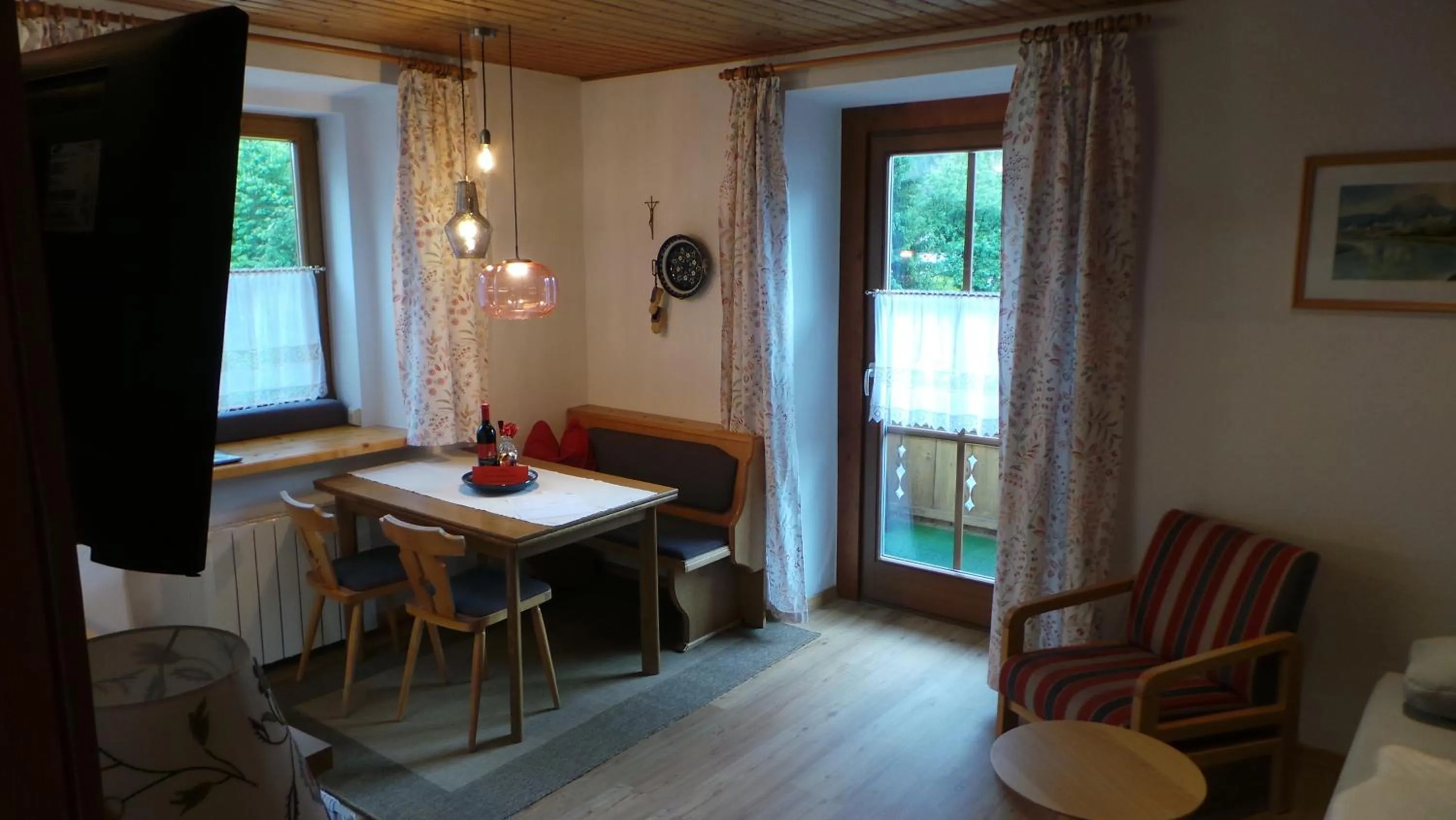 Dining area in Haus Groder