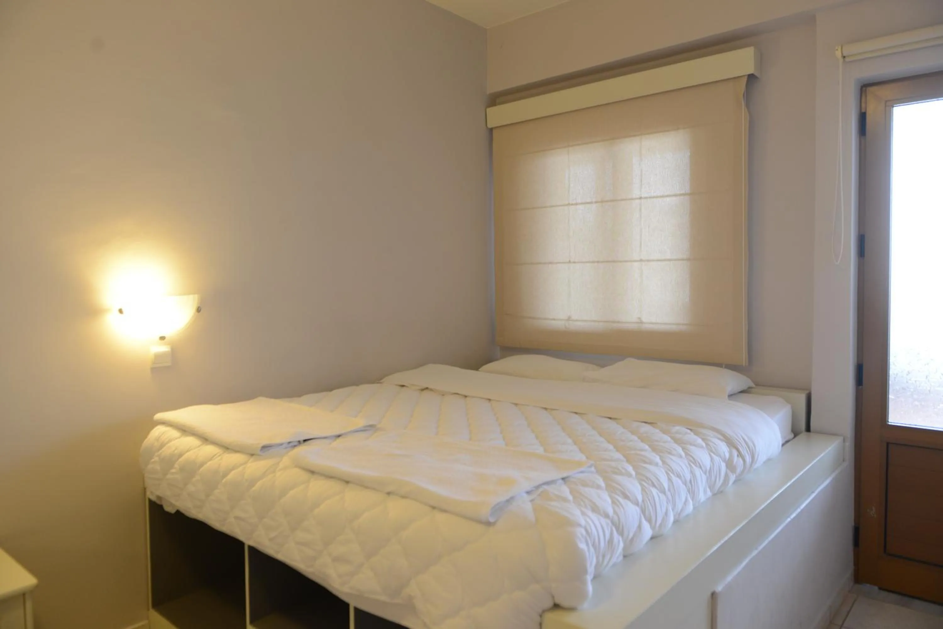 Bedroom, Bed in Sunbeam