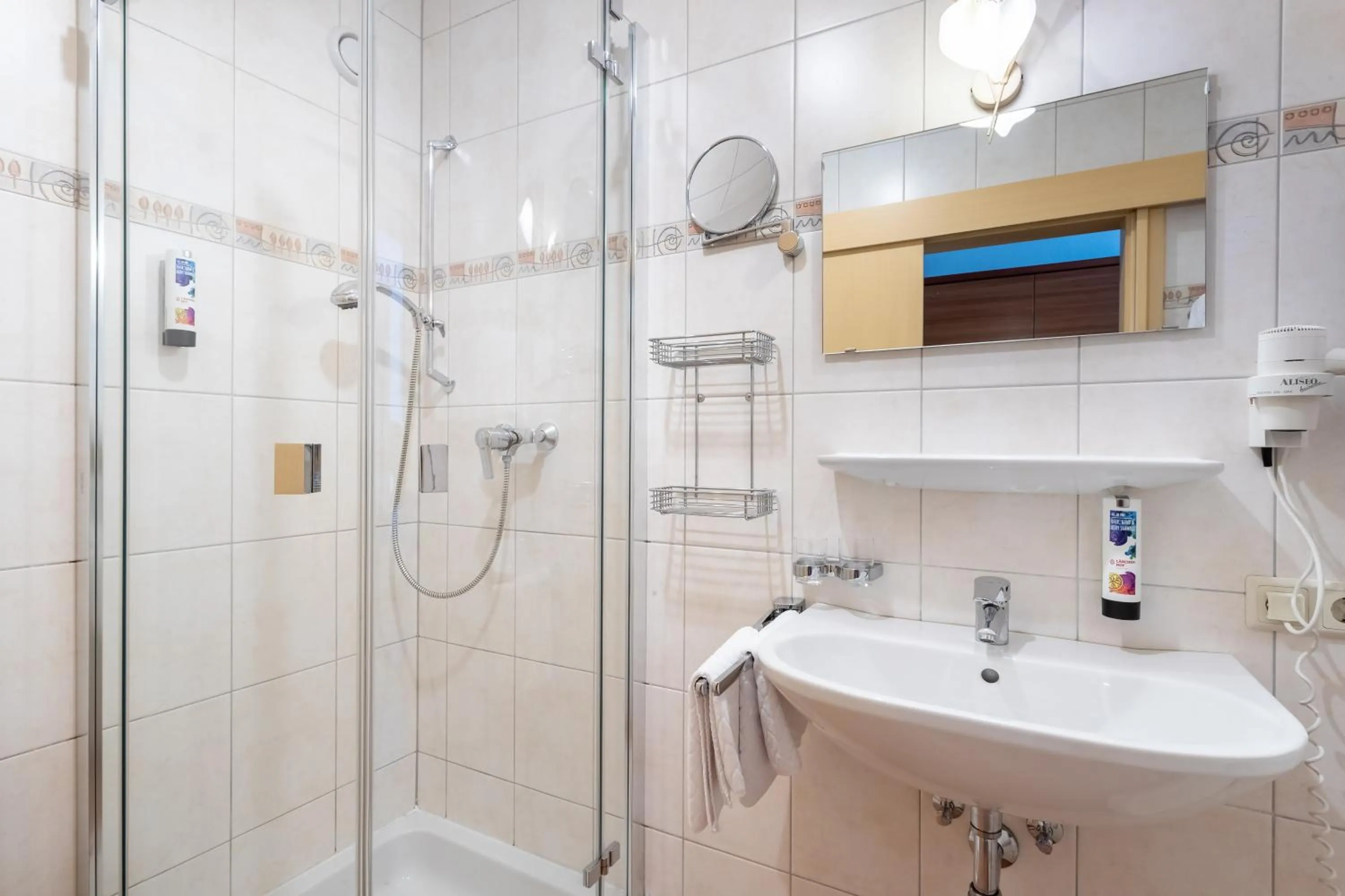 Bathroom in Kinderhotel Lärchenhof