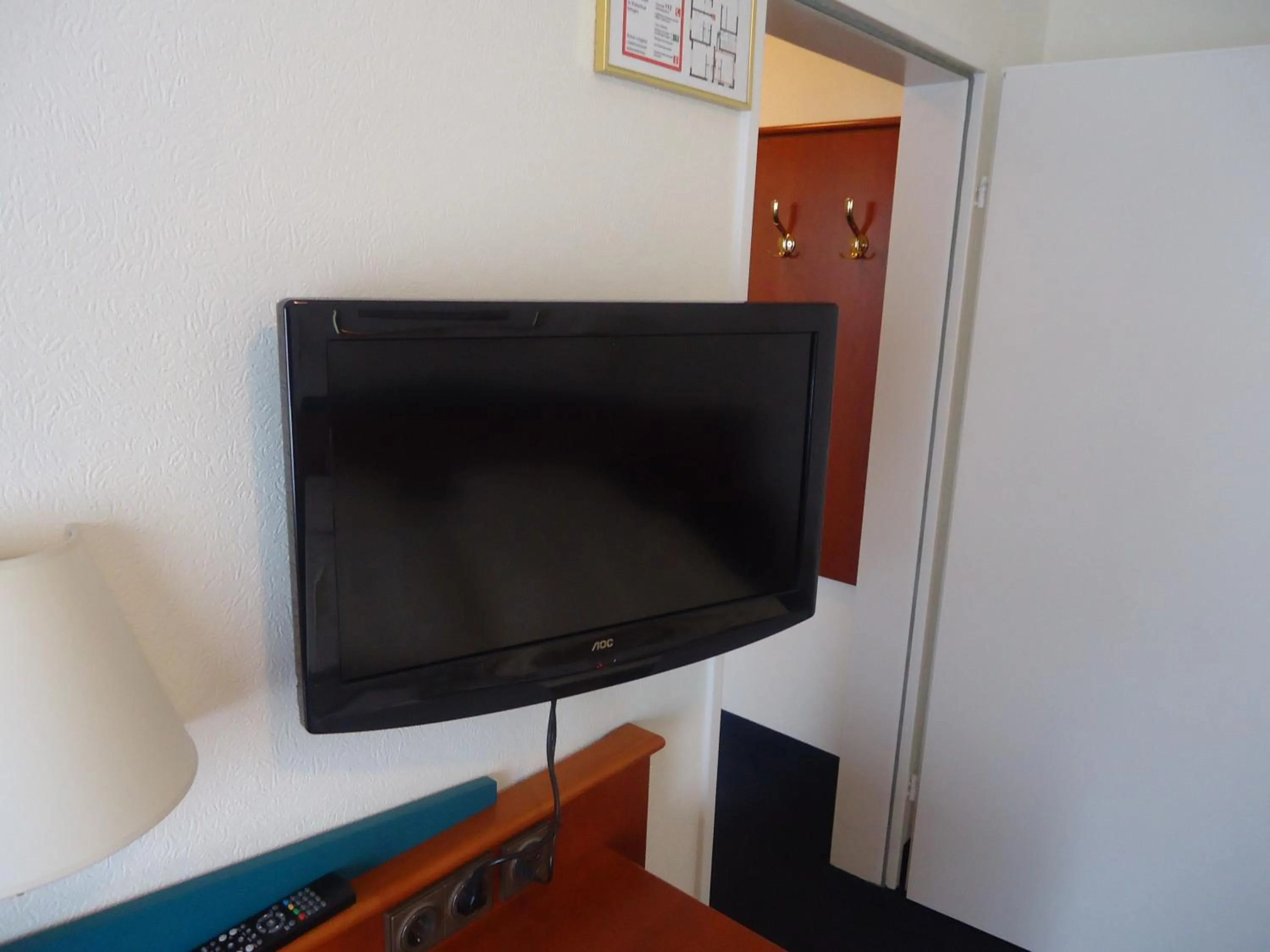 TV and multimedia in Centralhotel Ratingen