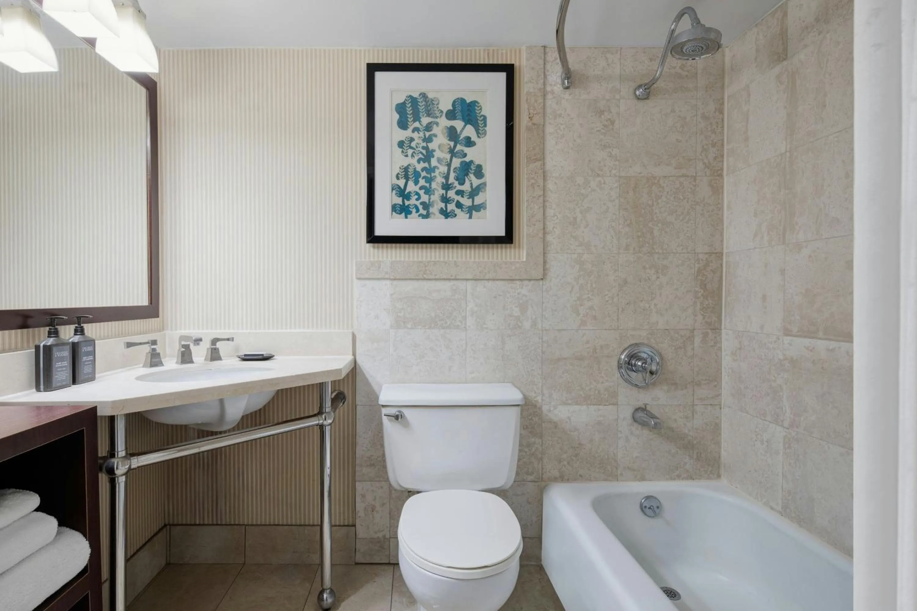 Bathroom in Sheraton Westport Lakeside Chalet