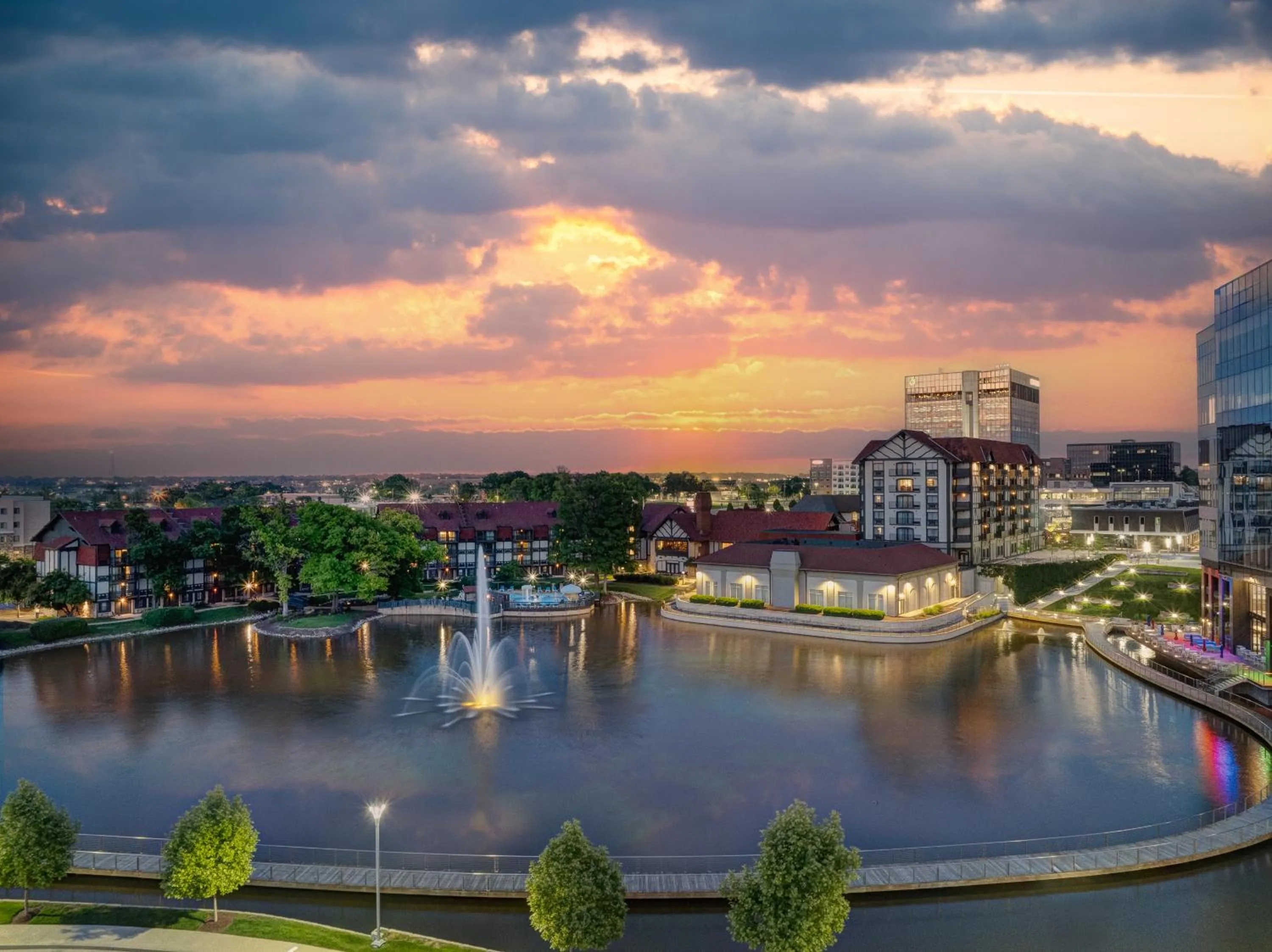 Property building in Sheraton Westport Lakeside Chalet