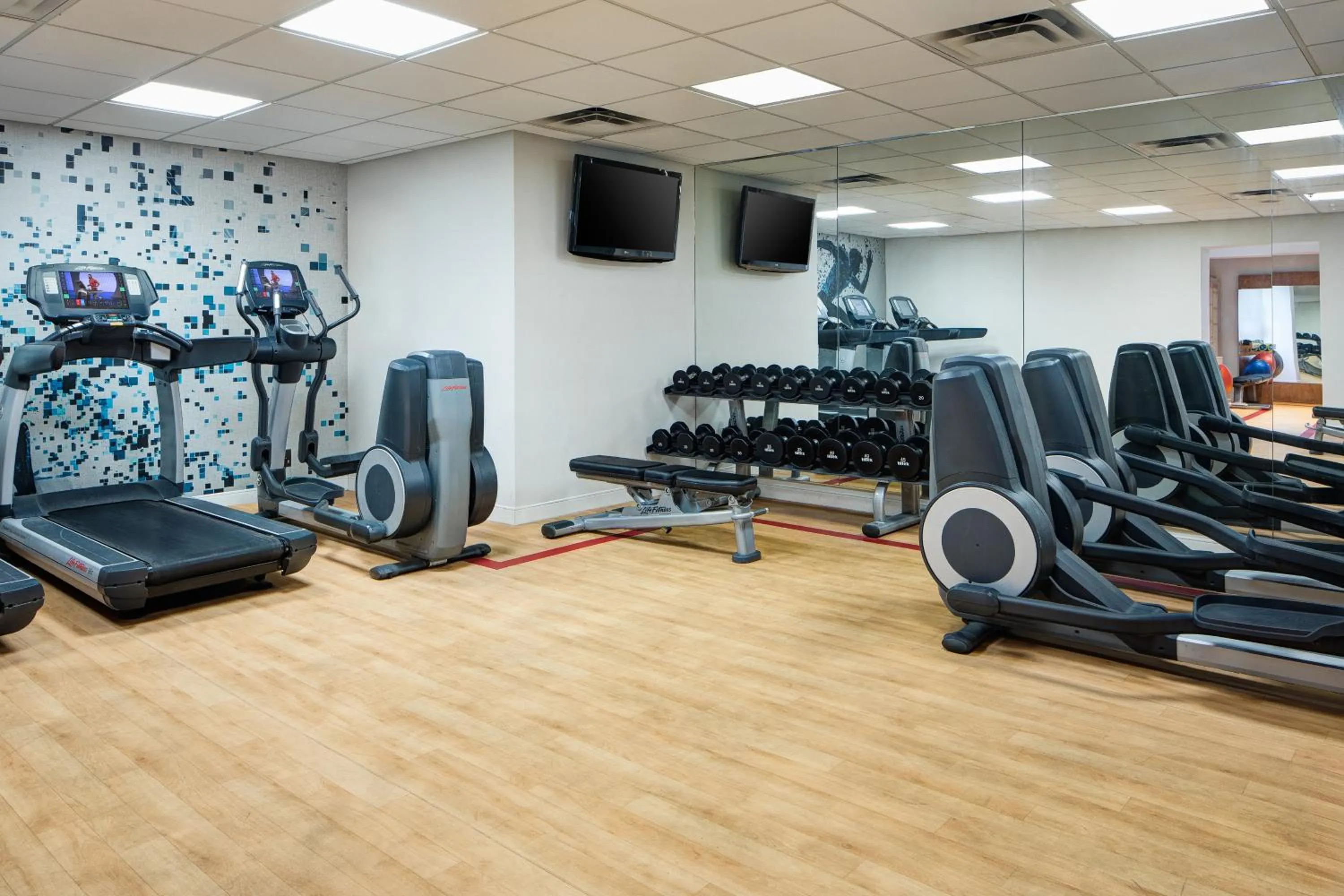 Fitness centre/facilities in Sheraton Westport Lakeside Chalet