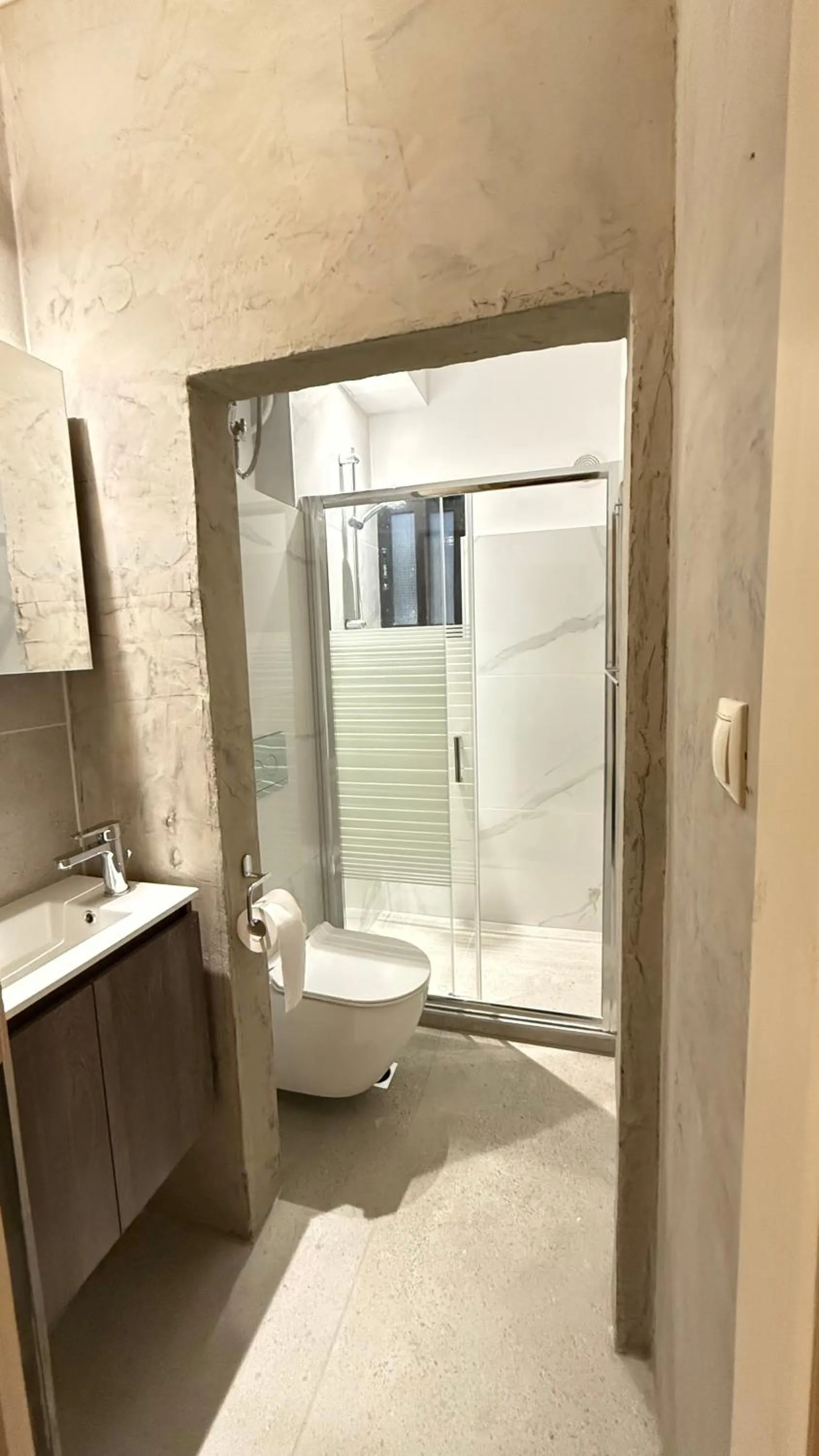 Rhodes Backpackers Boutique Hostel and Apartments