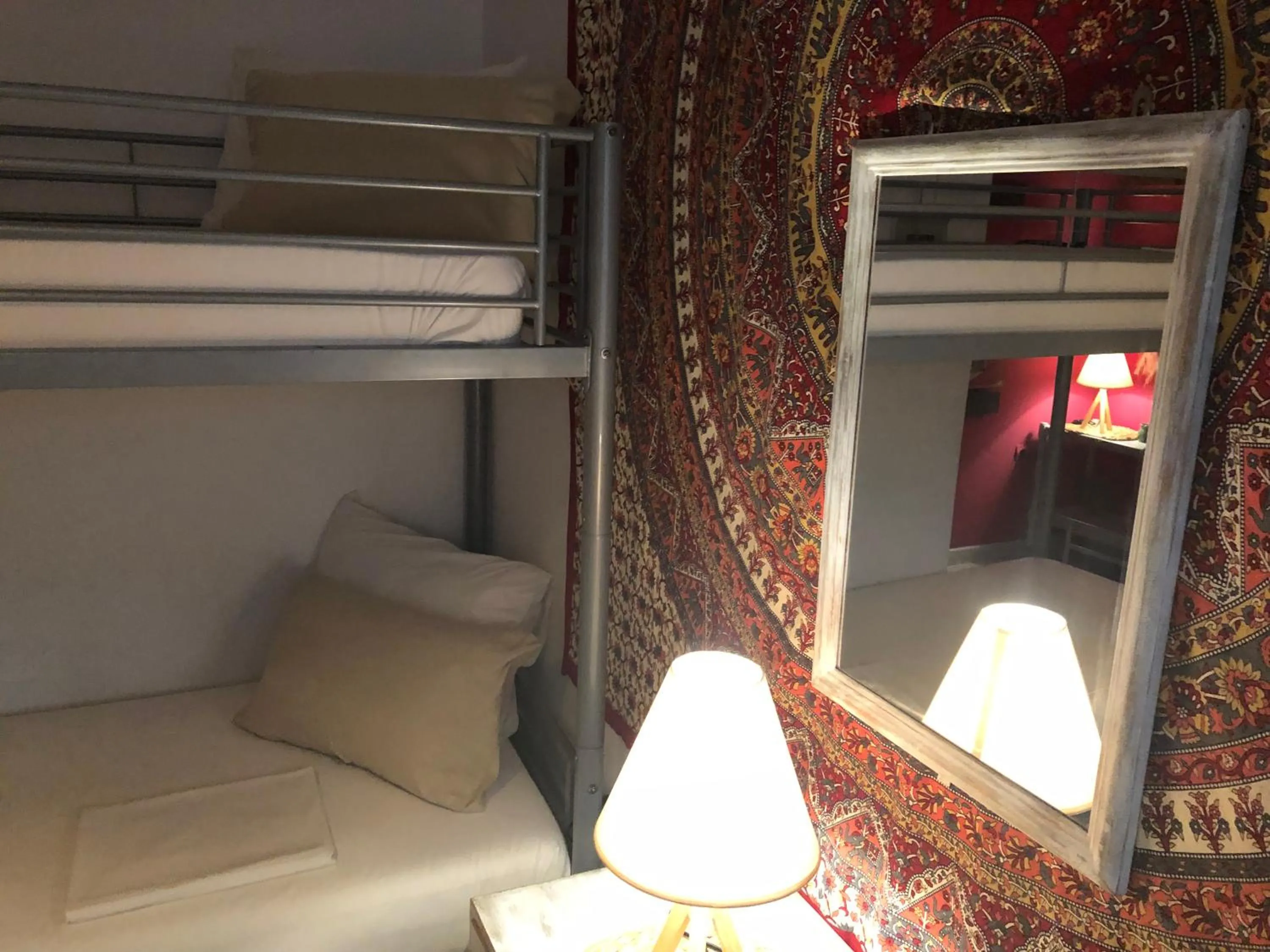 Rhodes Backpackers Boutique Hostel and Apartments