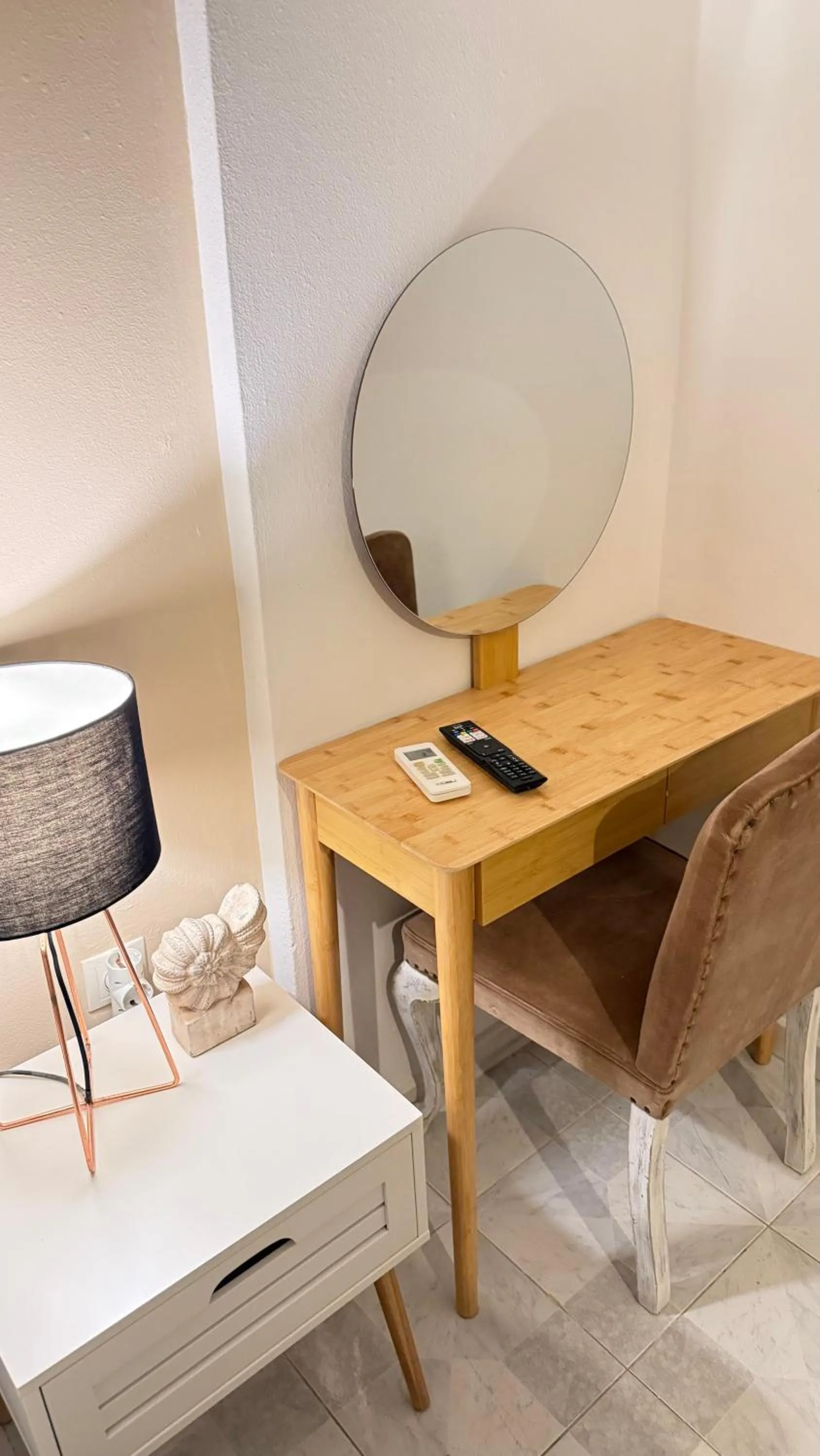 Rhodes Backpackers Boutique Hostel and Apartments