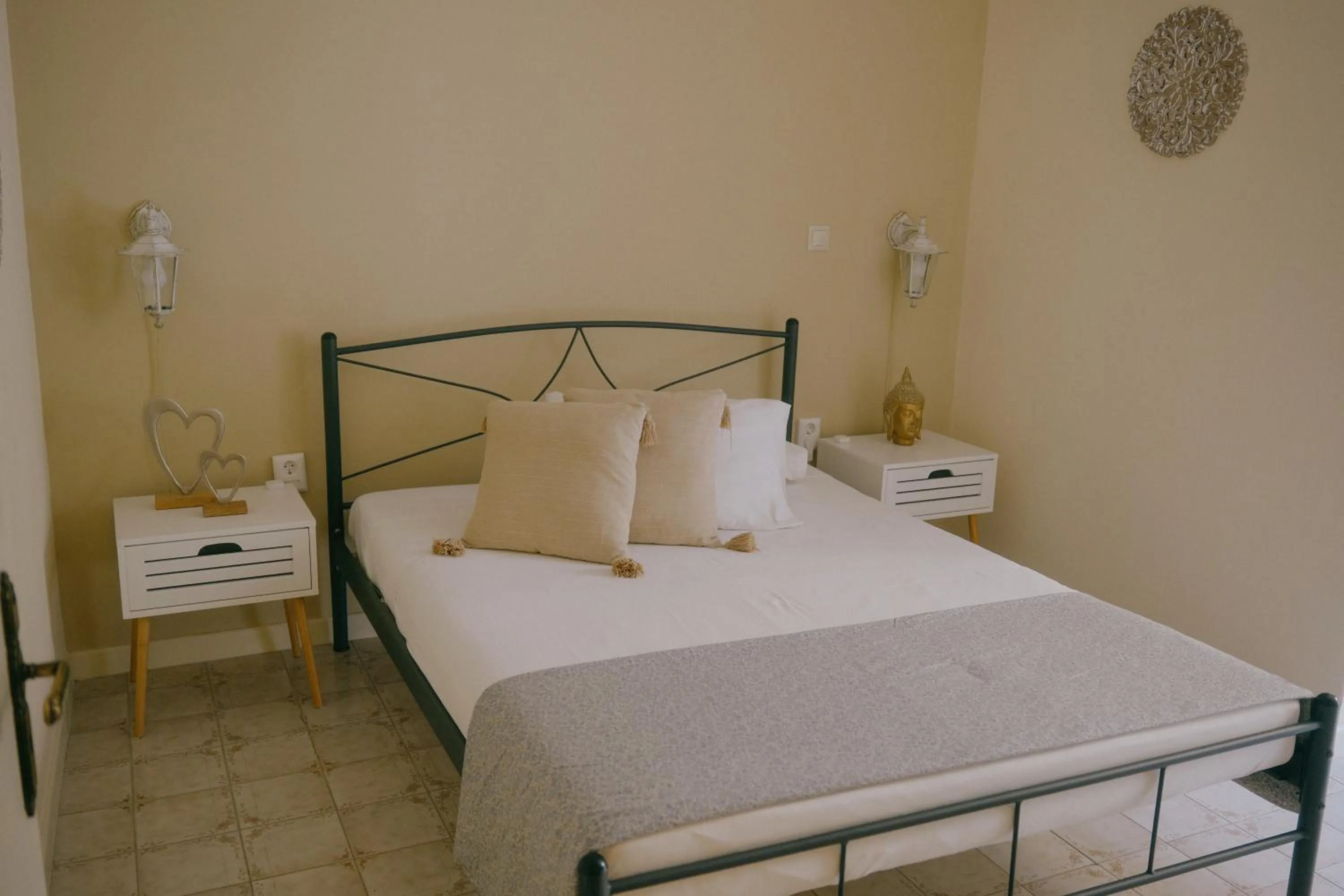 Rhodes Backpackers Boutique Hostel and Apartments