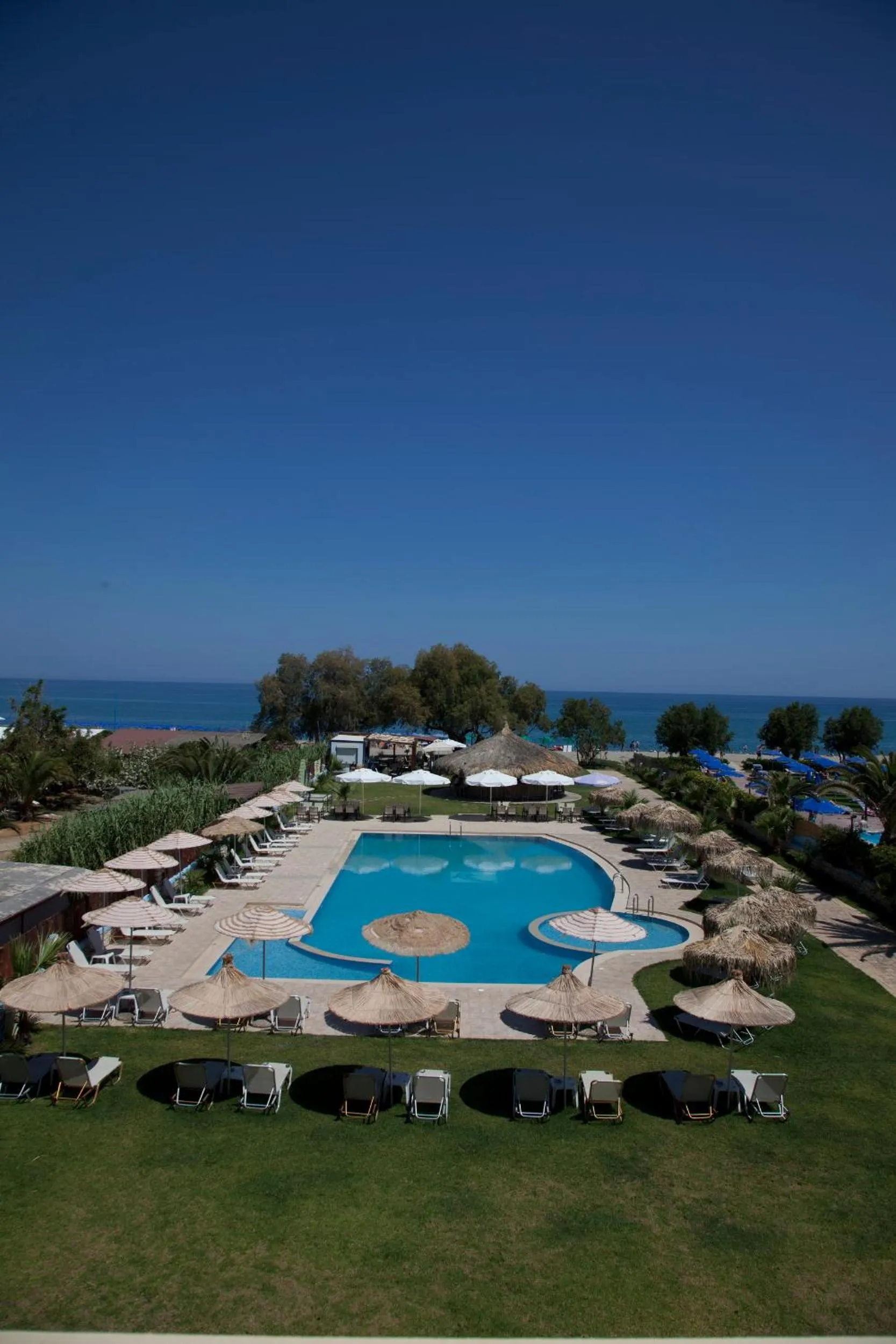 Spring in Gold Apartments