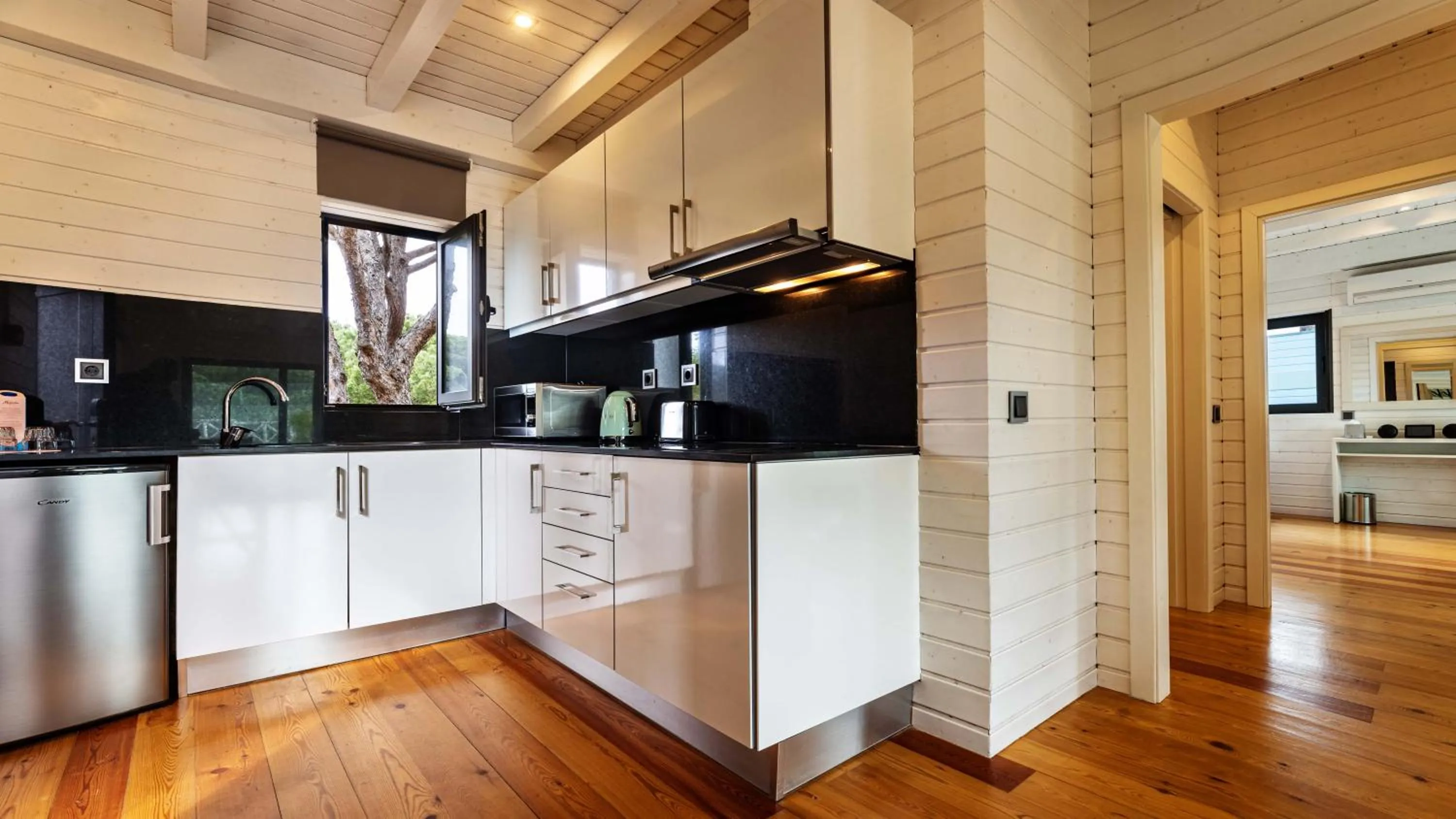 Coffee/tea facilities in The Magnolia Hotel