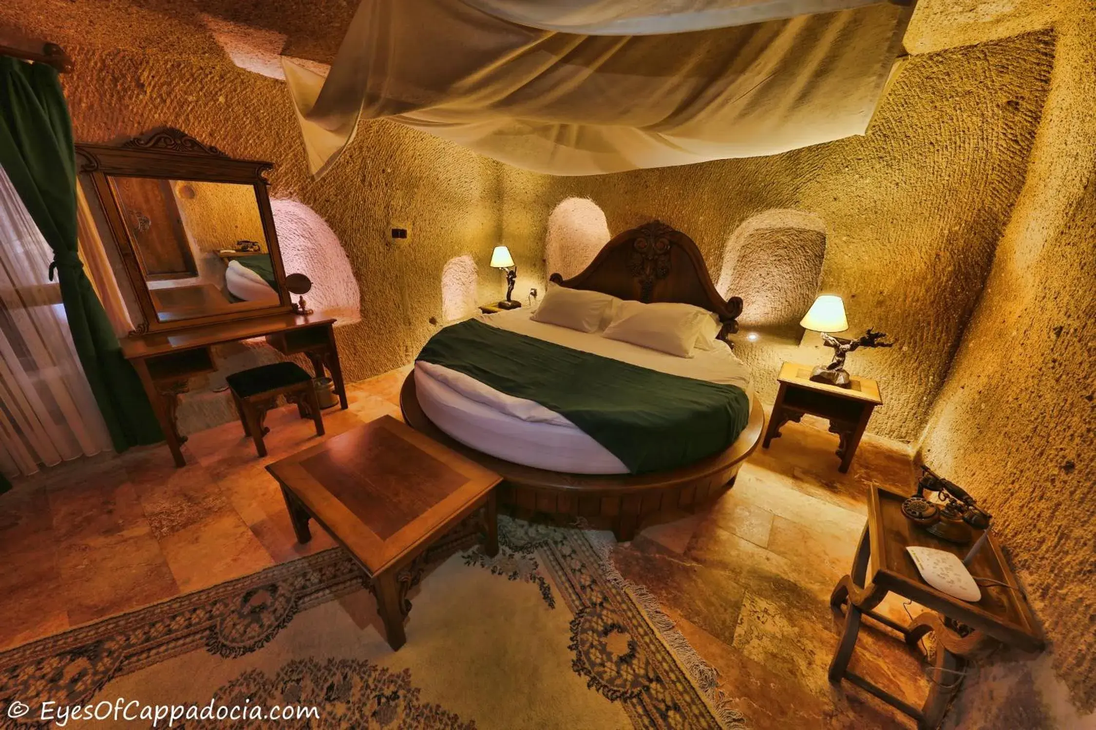 Deluxe Queen Suite in Eyes Of Cappadocia Cave Hotel Deluxe Queen Suite in Eyes Of Cappadocia Cave Hotel