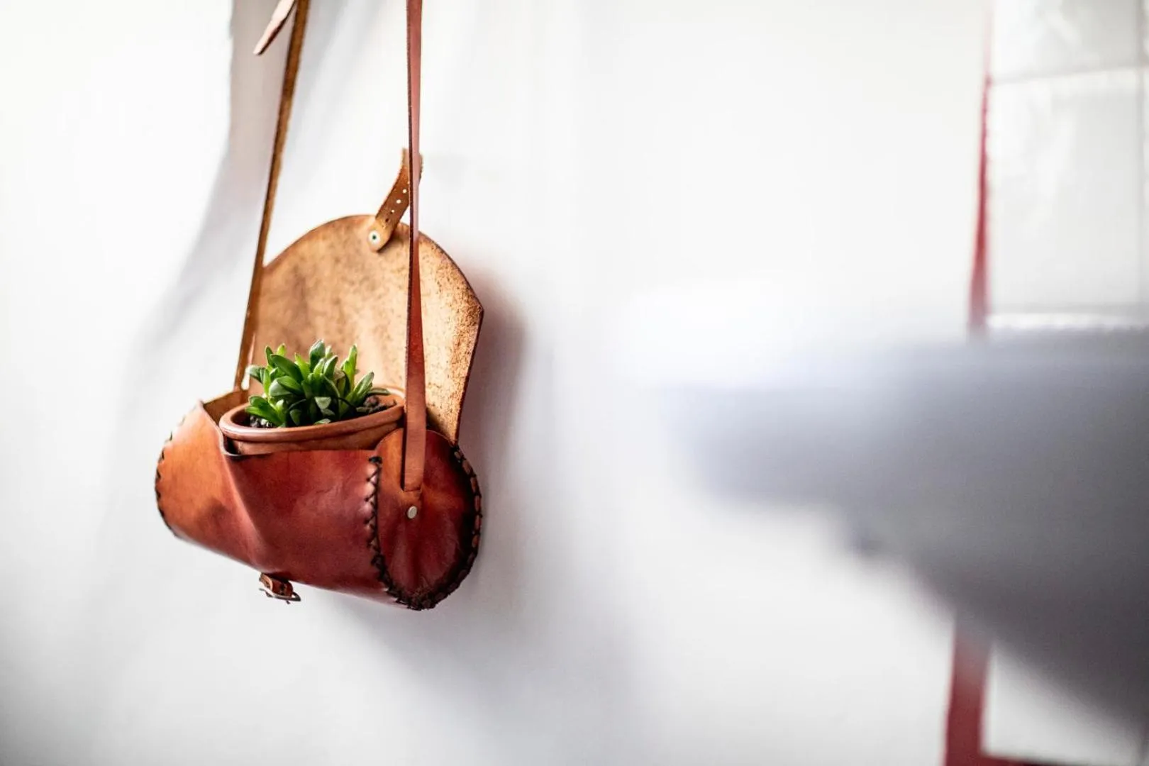 Decorative detail in Le Cisterne B&B