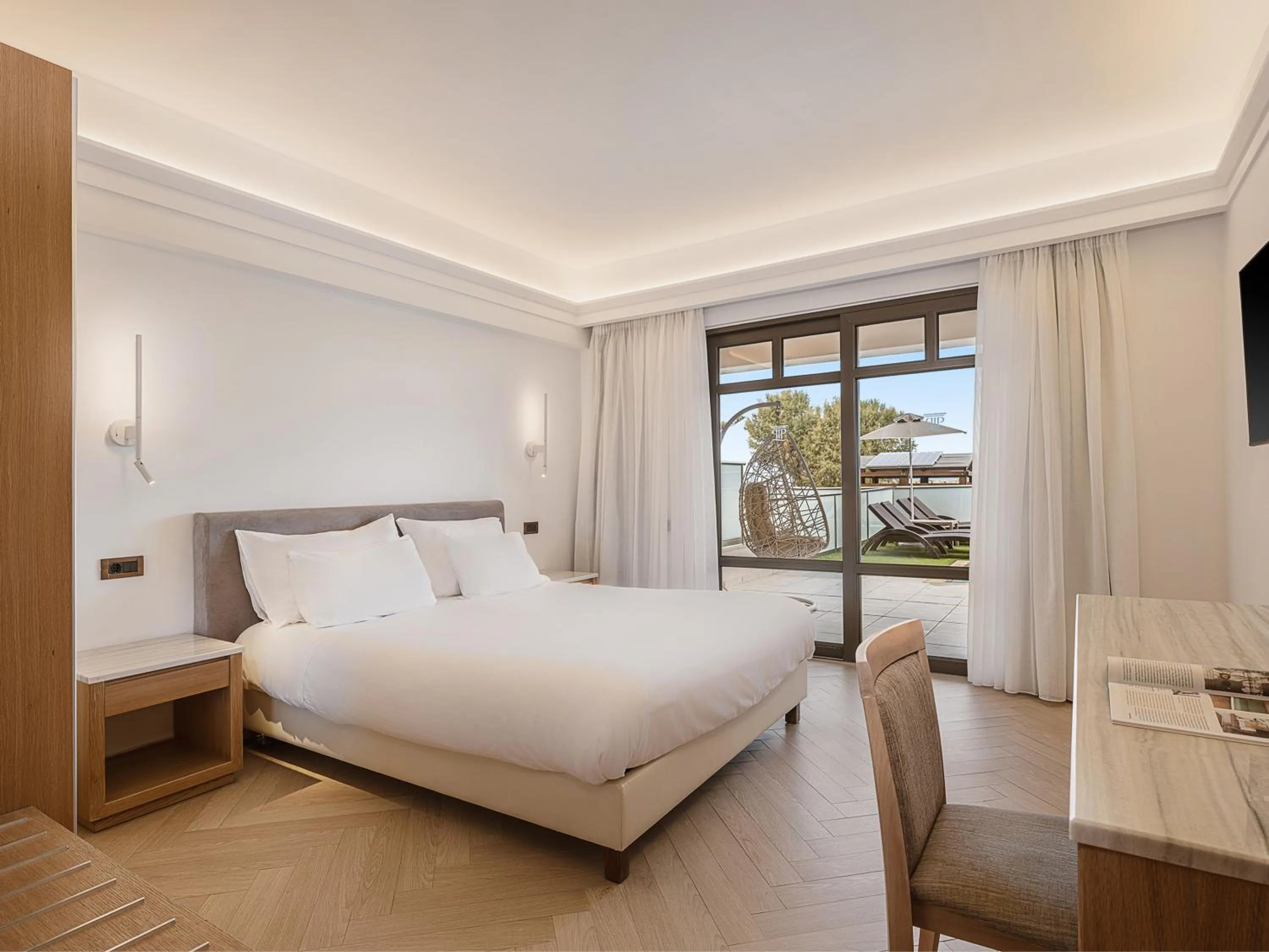 Bed in Porto Platanias Beach Resort & Spa
